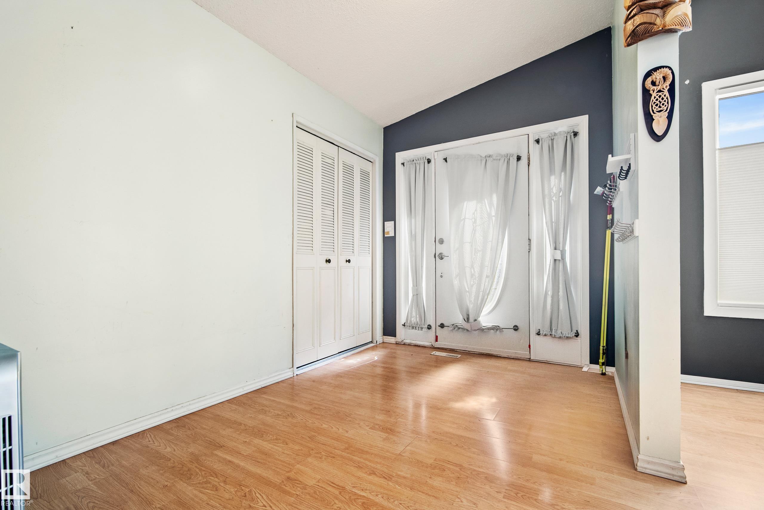 14916 114a Street NW, Caernarvon, Edmonton