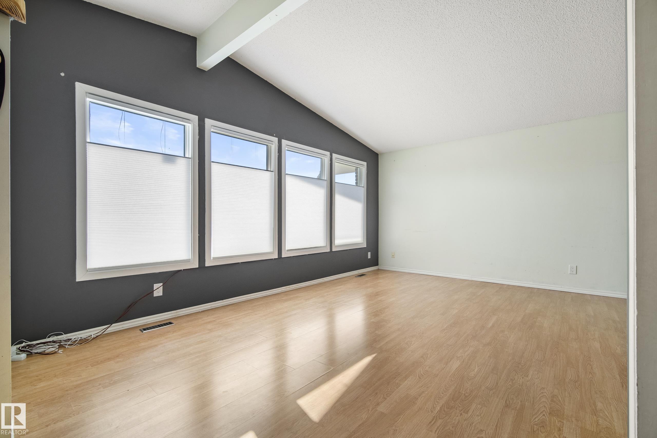Photo 7 at 14916 114a Street NW, Caernarvon, Edmonton