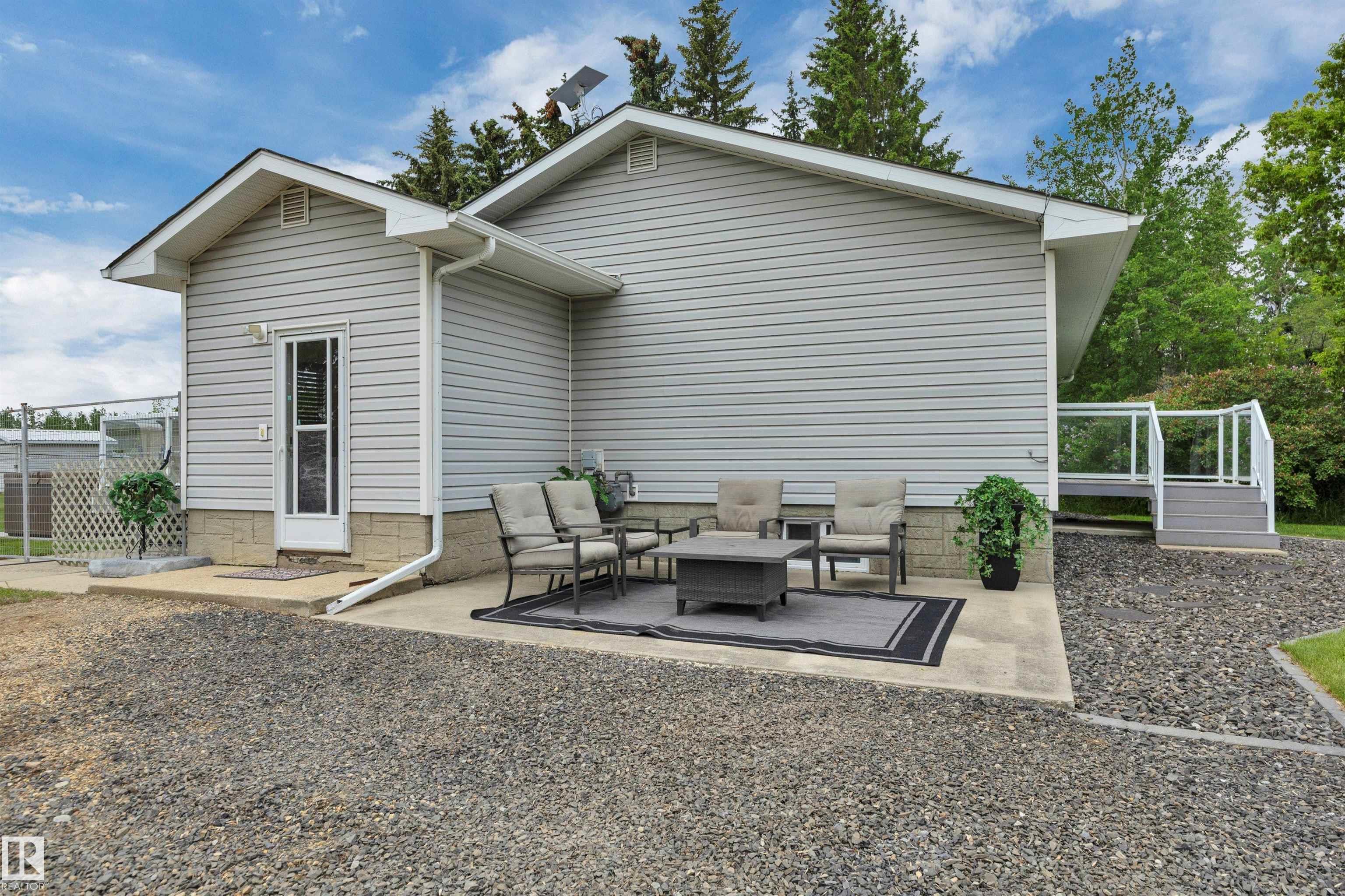 Photo 32 at 22363 Wye Road, None, Rural Strathcona County
