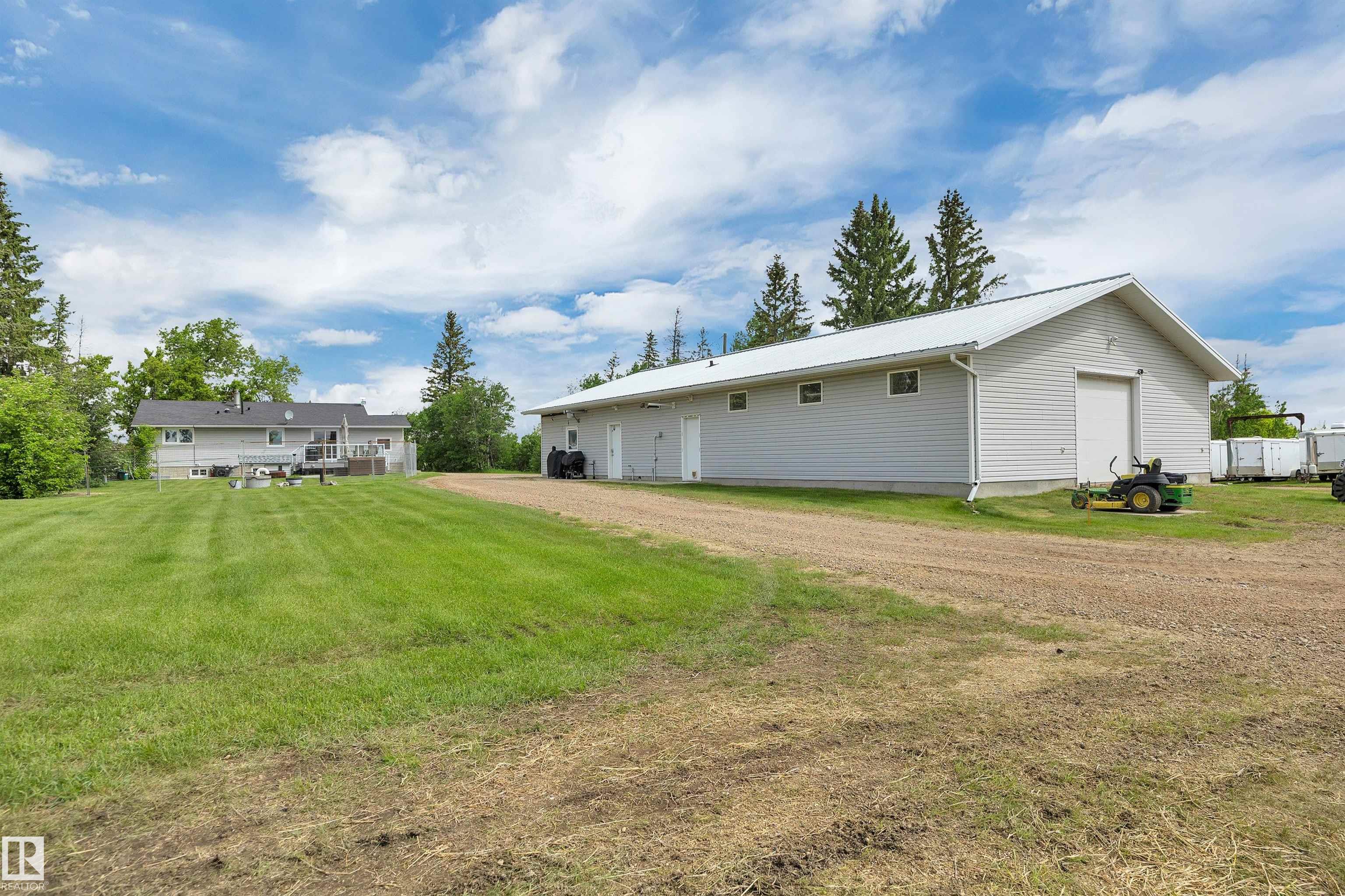 Photo 34 at 22363 Wye Road, None, Rural Strathcona County