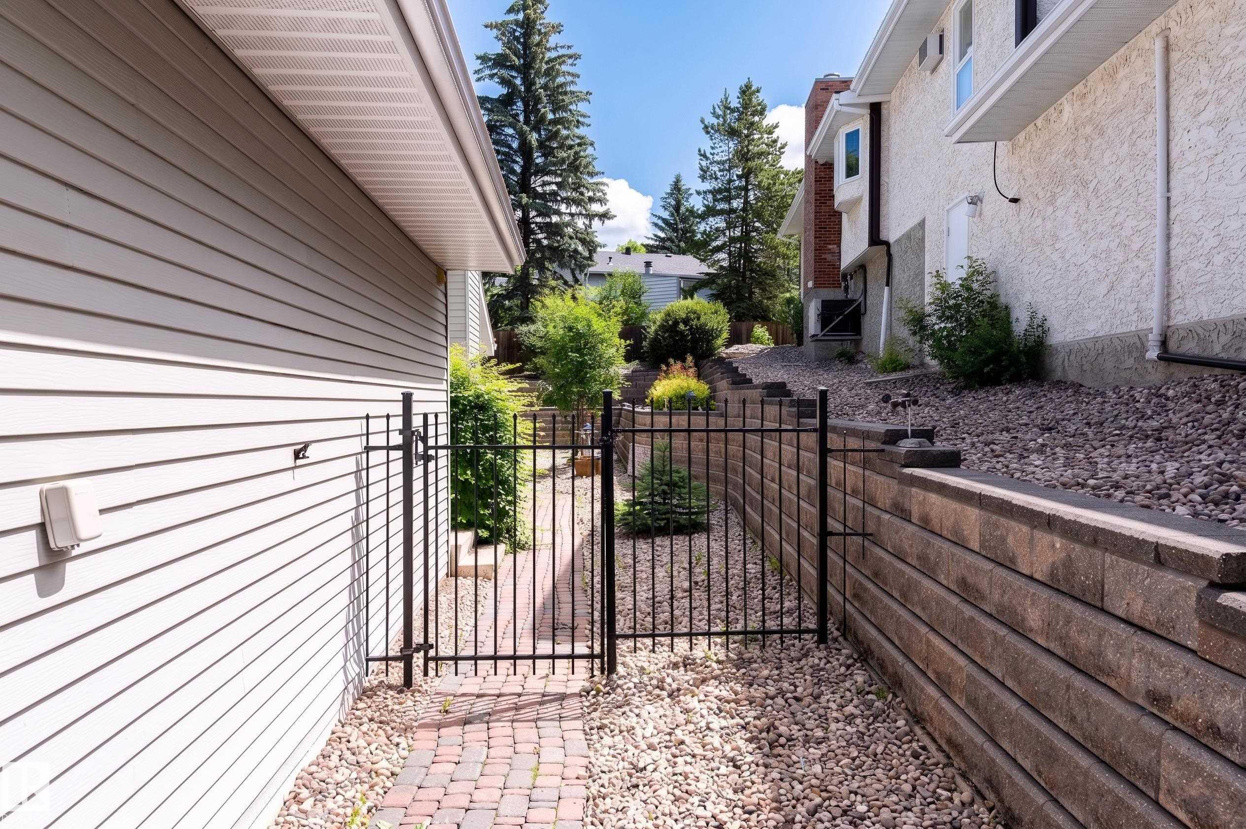 Photo 8 at 45 Wimbleton Crescent, Woodlands, St. Albert