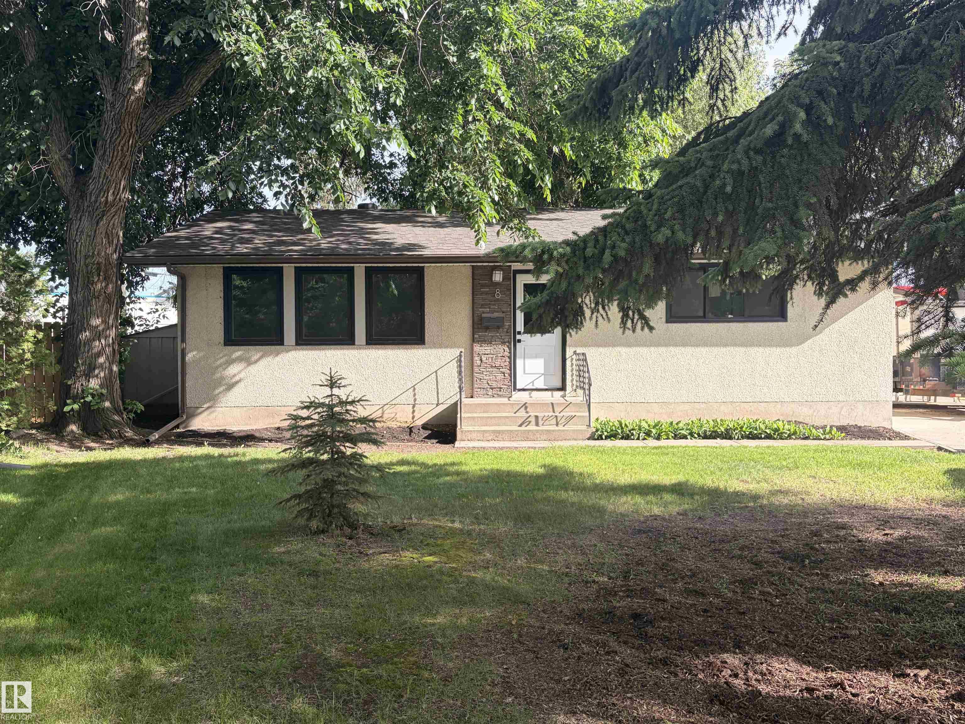 8 Savoy Place, Sturgeon Heights, St. Albert