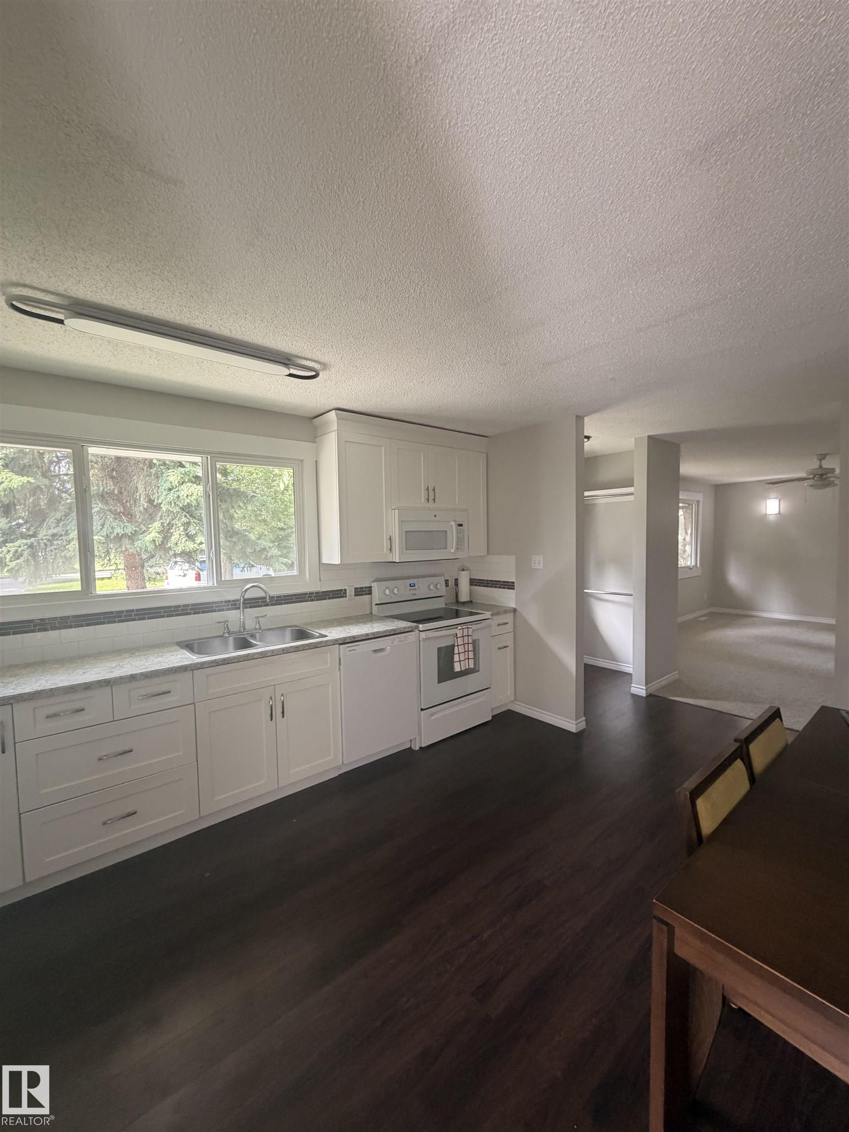 Photo 21 at 8 Savoy Place, Sturgeon Heights, St. Albert
