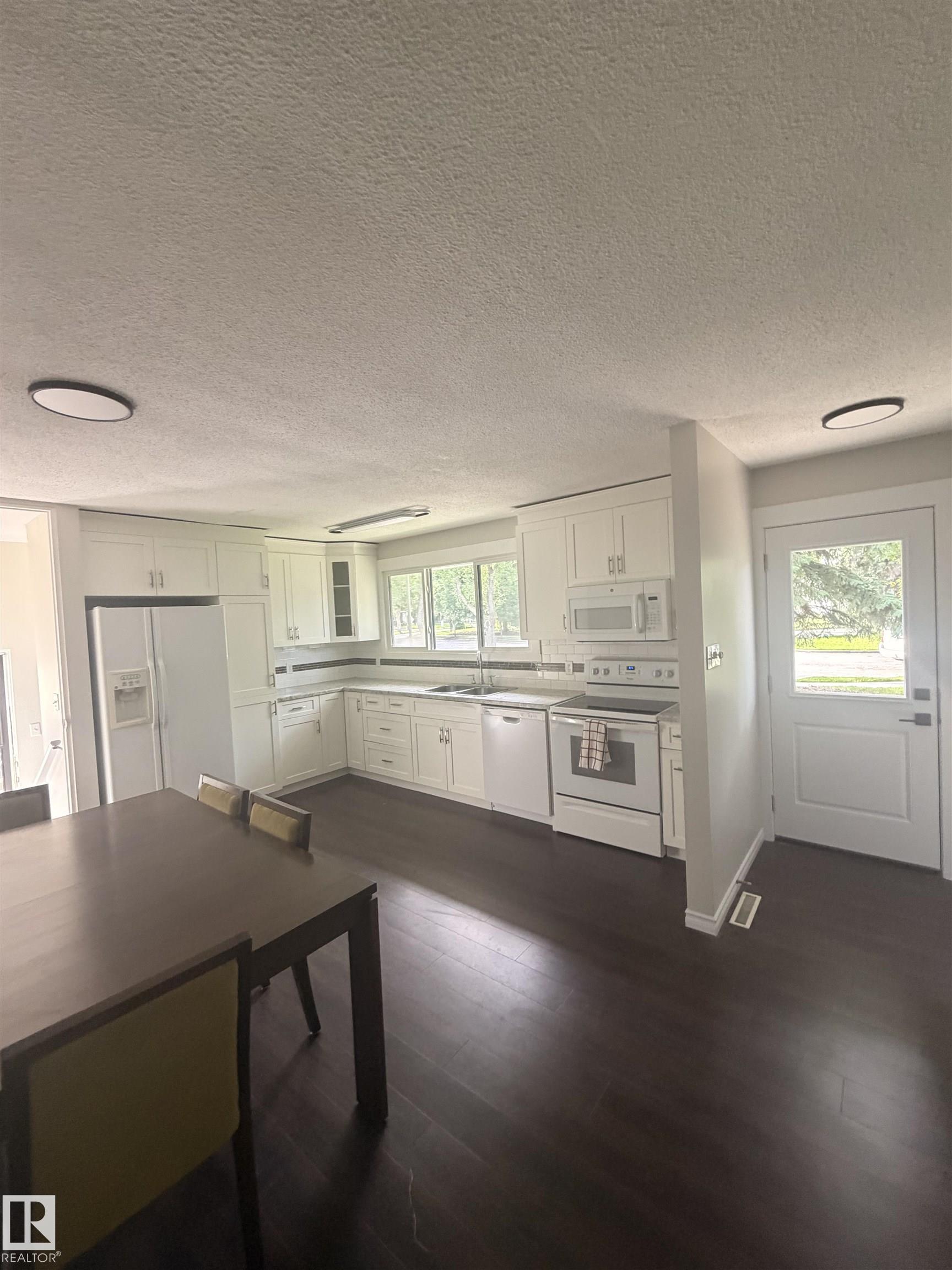 Photo 24 at 8 Savoy Place, Sturgeon Heights, St. Albert