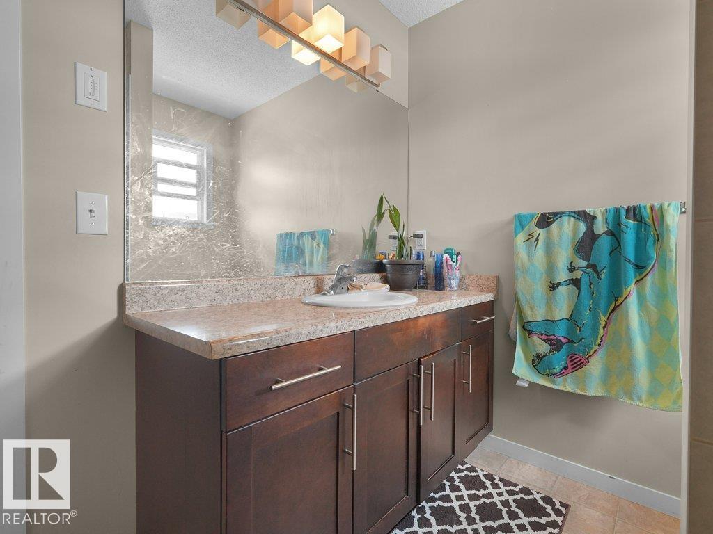 Photo 37 at 1419 27 Avenue NW, Tamarack, Edmonton