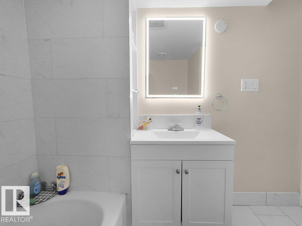 Photo 52 at 1419 27 Avenue NW, Tamarack, Edmonton