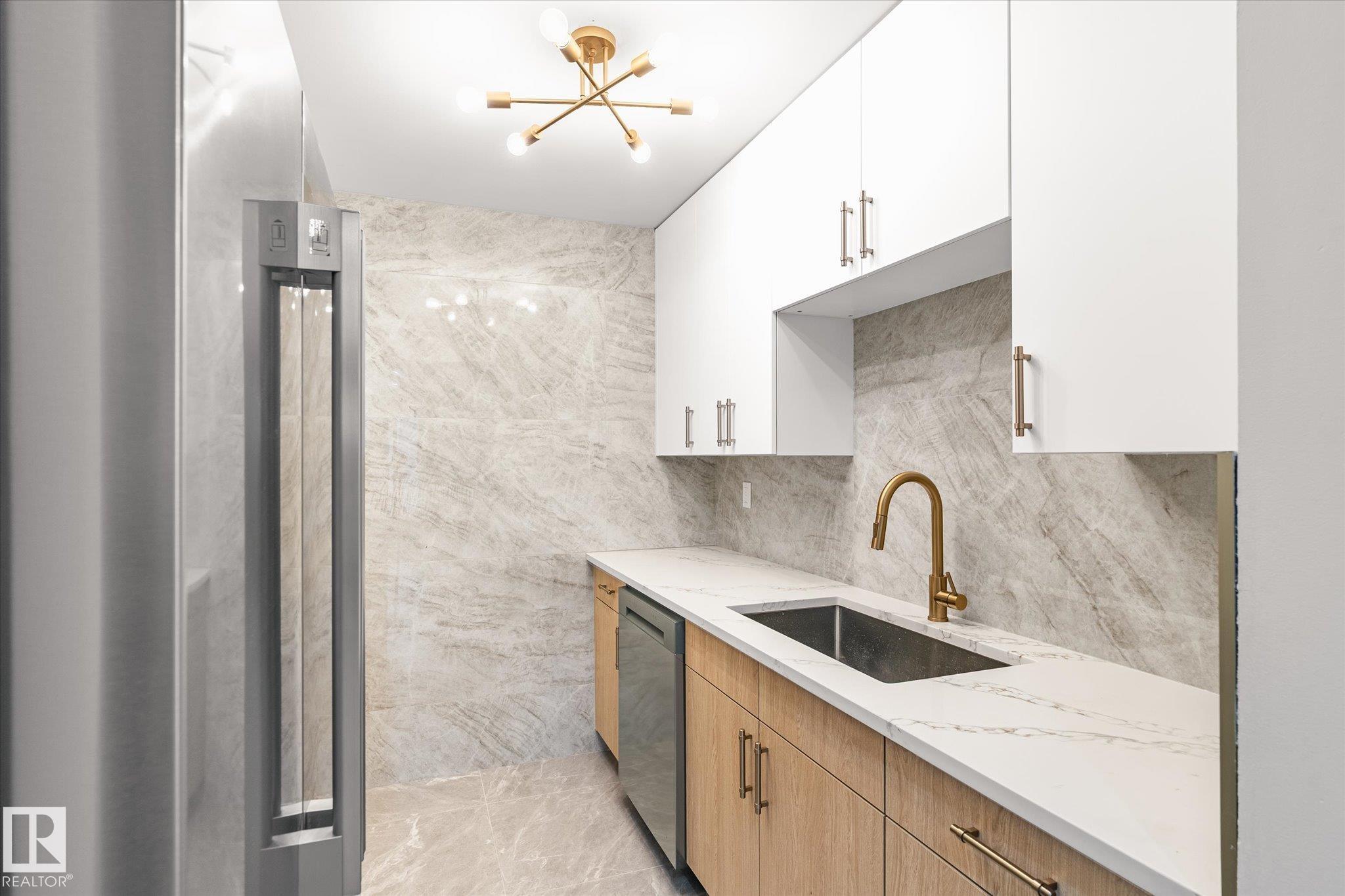 Photo 11 at 6540 184 Street NW, Ormsby Place, Edmonton