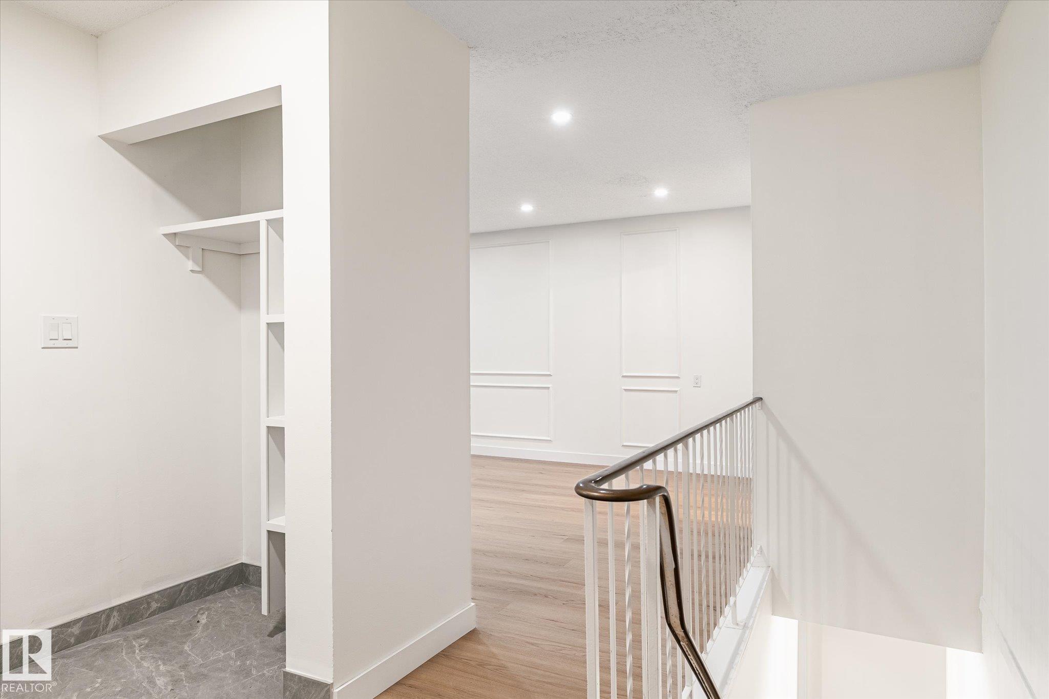 Photo 13 at 6540 184 Street NW, Ormsby Place, Edmonton