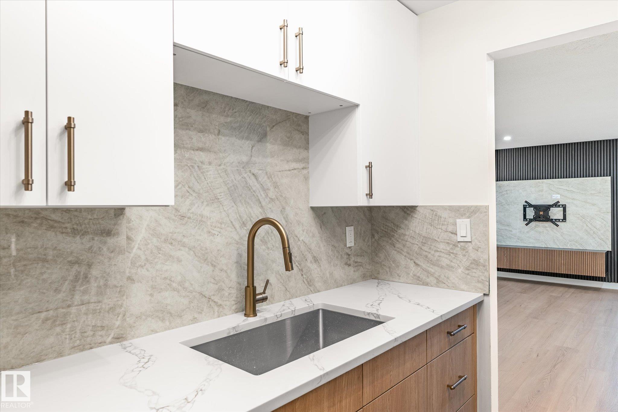 Photo 10 at 6540 184 Street NW, Ormsby Place, Edmonton