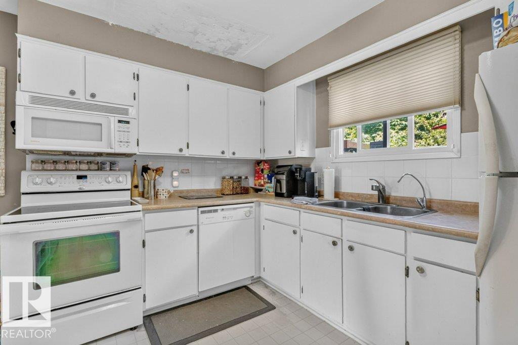 Photo 8 at 43 Grandin Village, Grandin, St. Albert