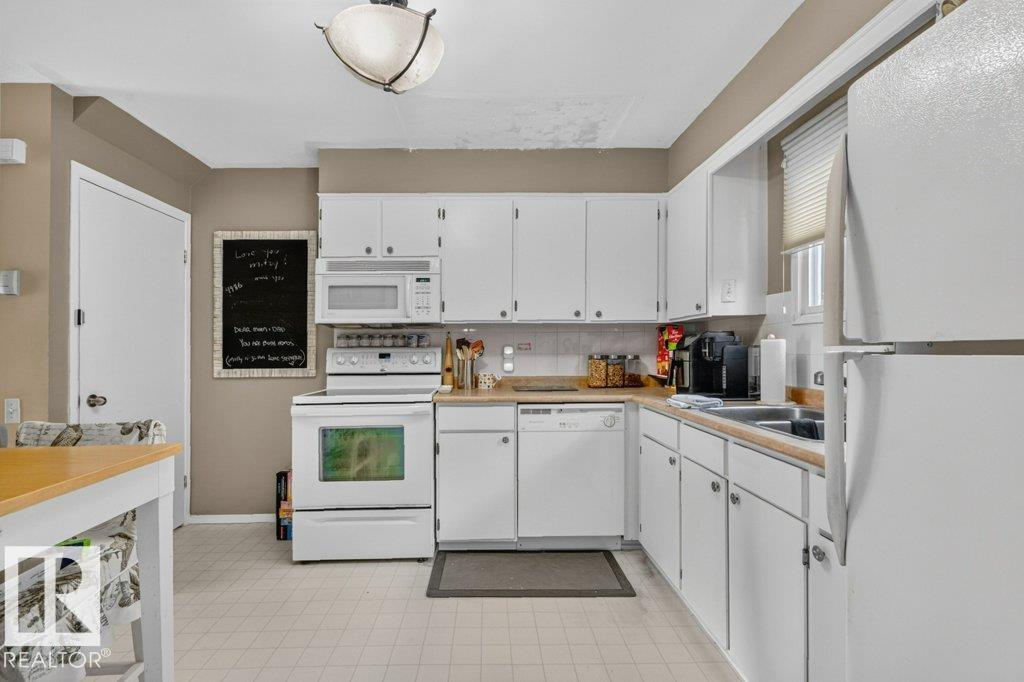 Photo 9 at 43 Grandin Village, Grandin, St. Albert