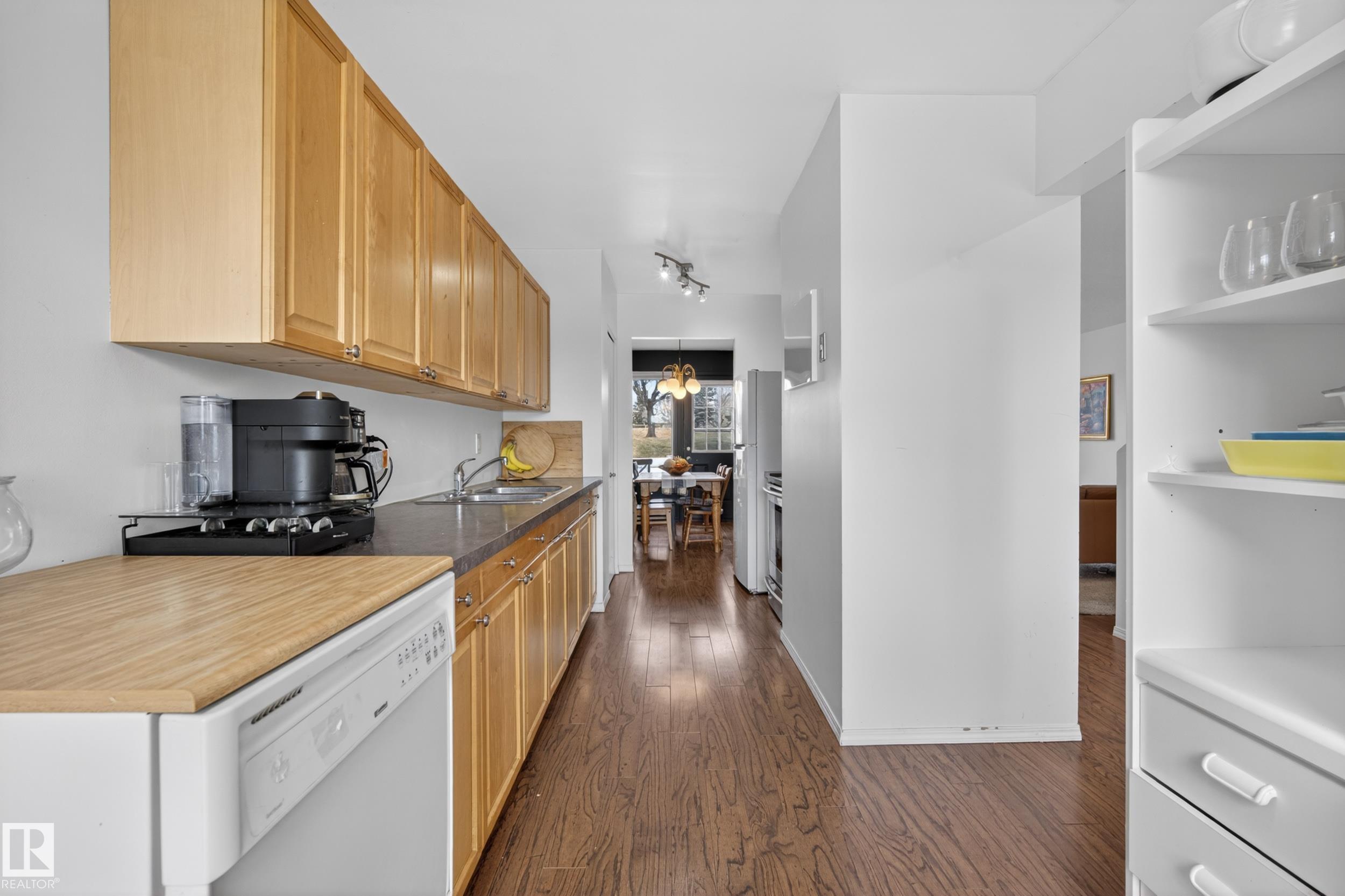 Photo 12 at 9 Great oaks, Broadmoor Estates, Sherwood Park