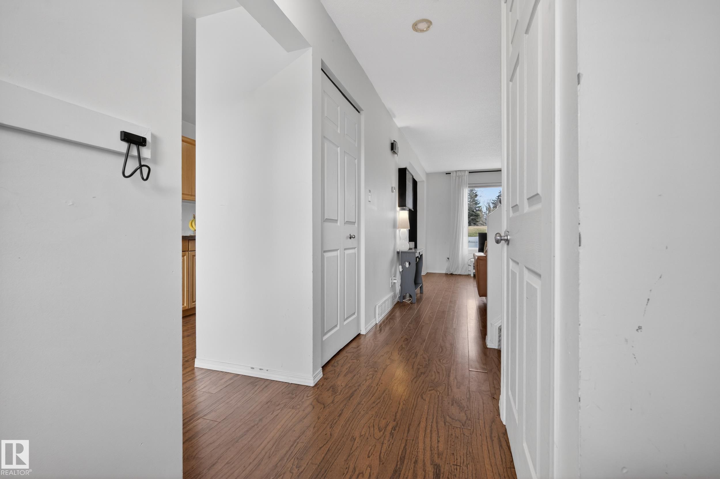 9 Great oaks, Broadmoor Estates, Sherwood Park