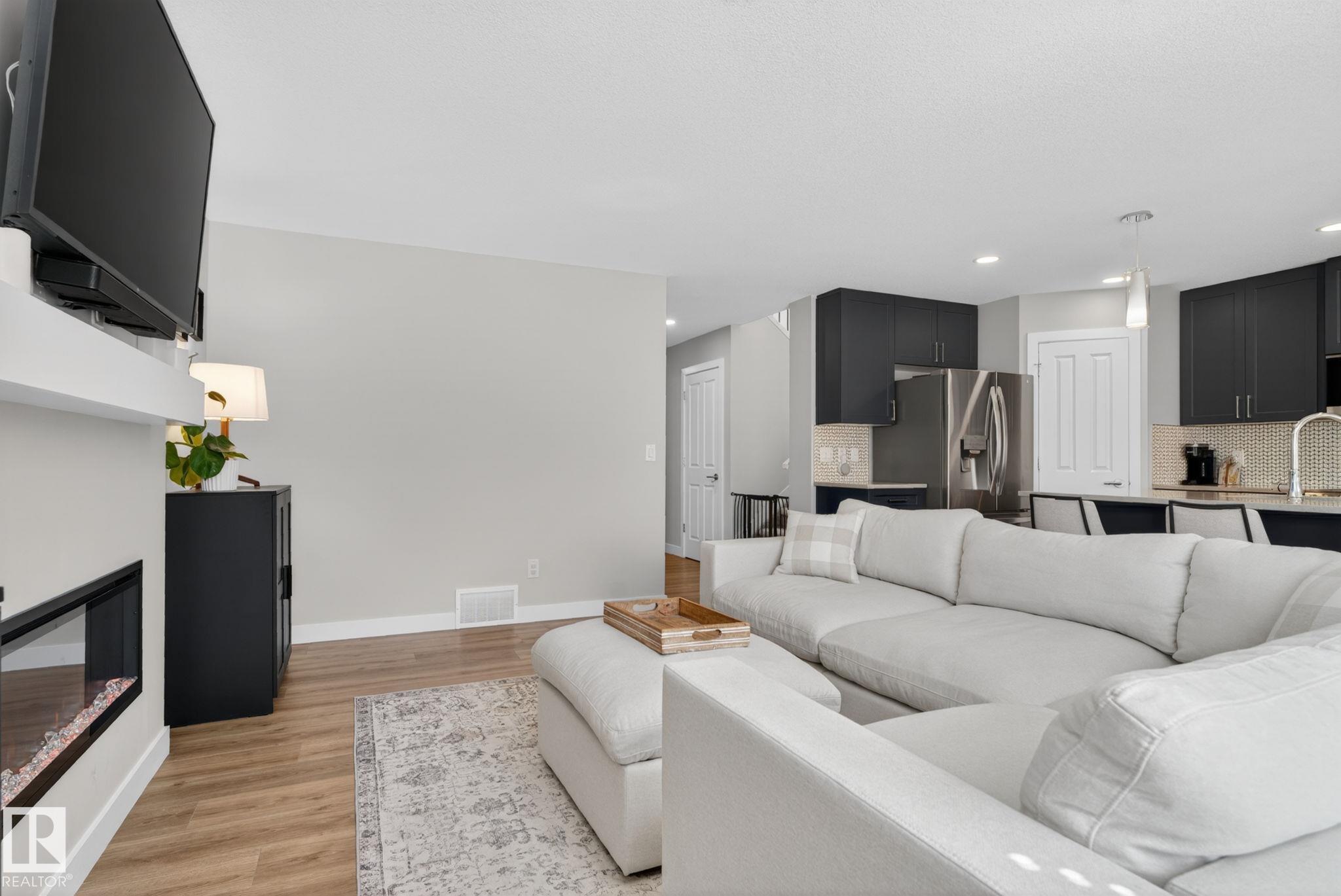 Photo 8 at 77 Penn Place, Prescott, Spruce Grove
