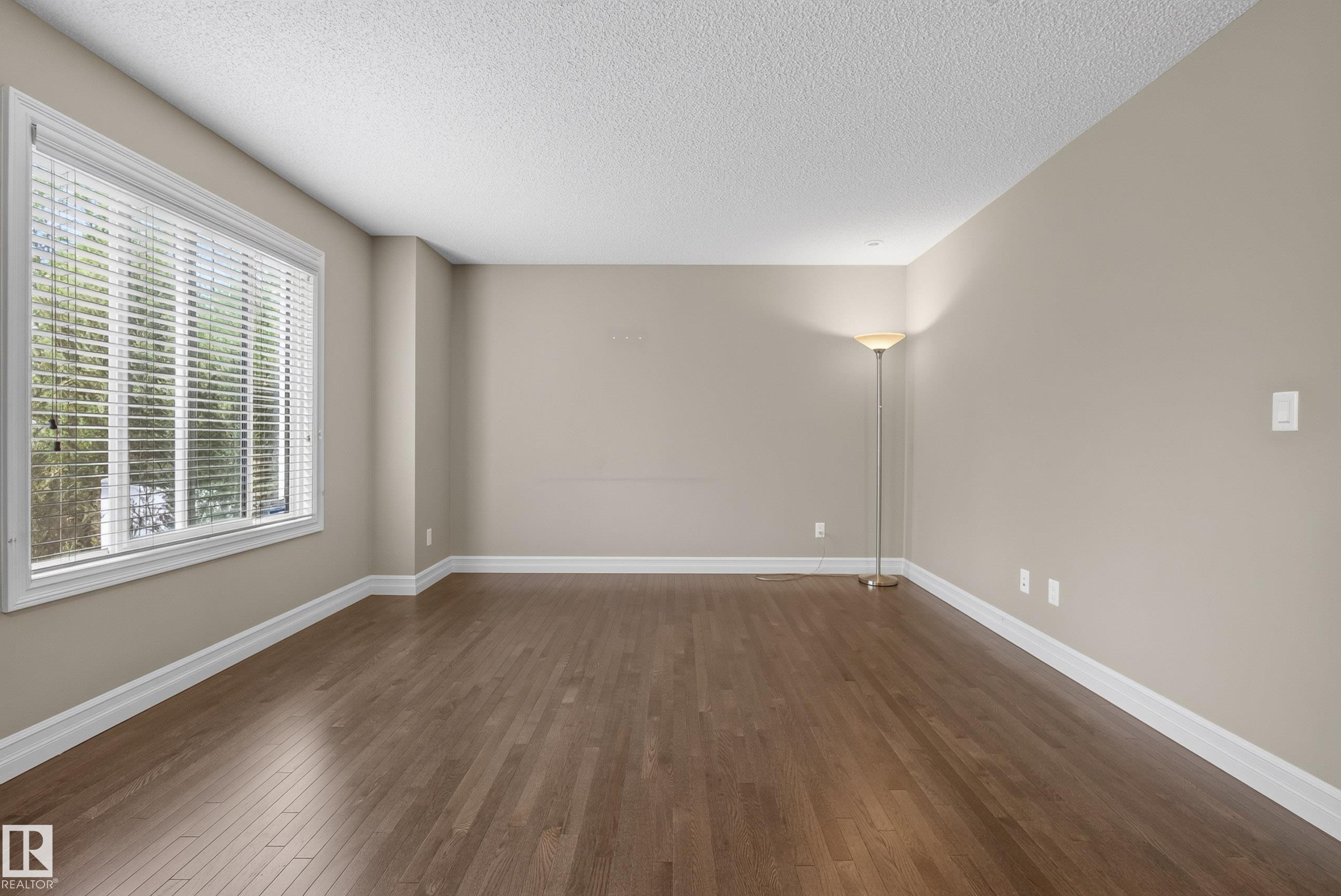 Photo 7 at 53 - 3625 144 Avenue NW, Clareview Town Centre, Edmonton