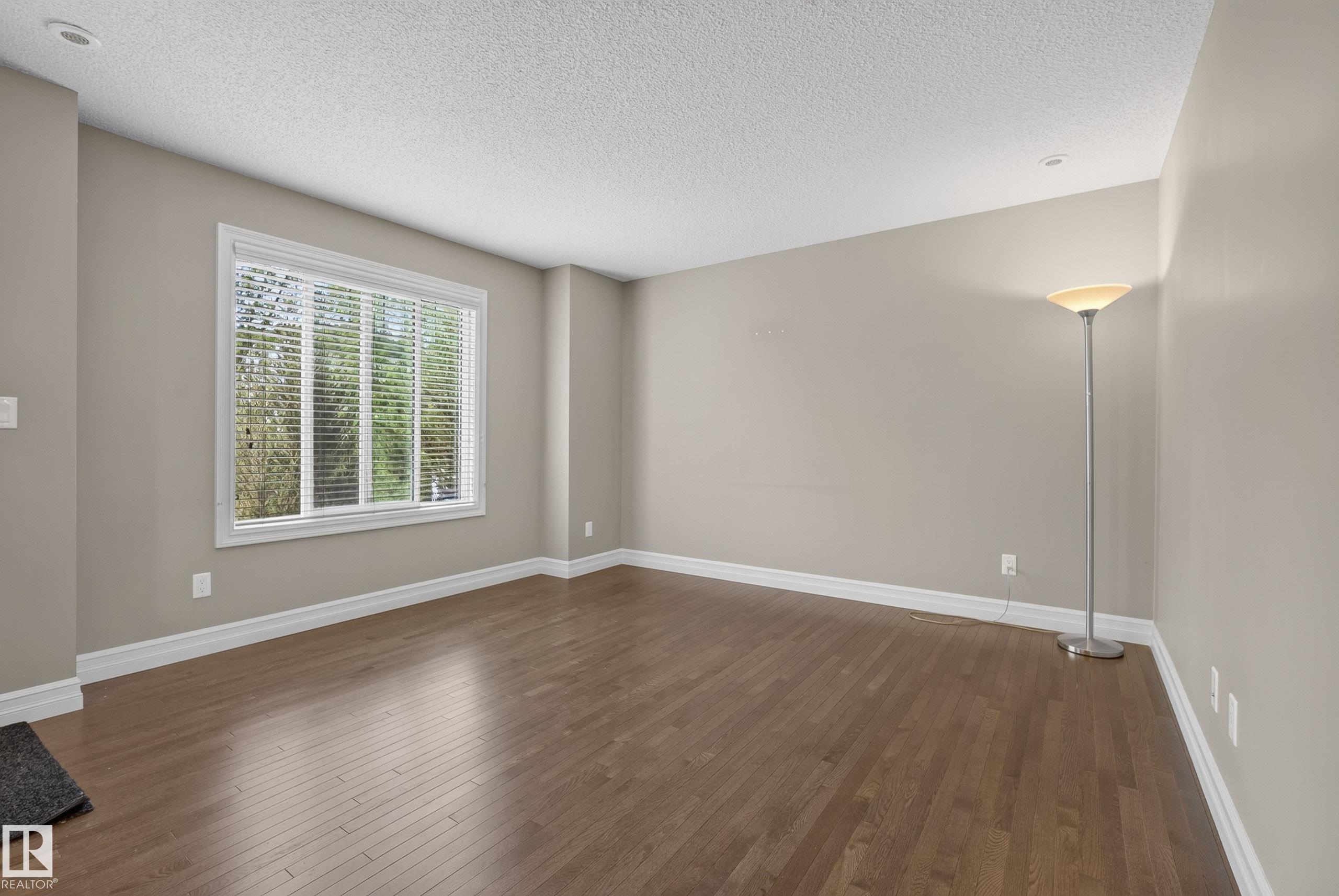 Photo 8 at 53 - 3625 144 Avenue NW, Clareview Town Centre, Edmonton