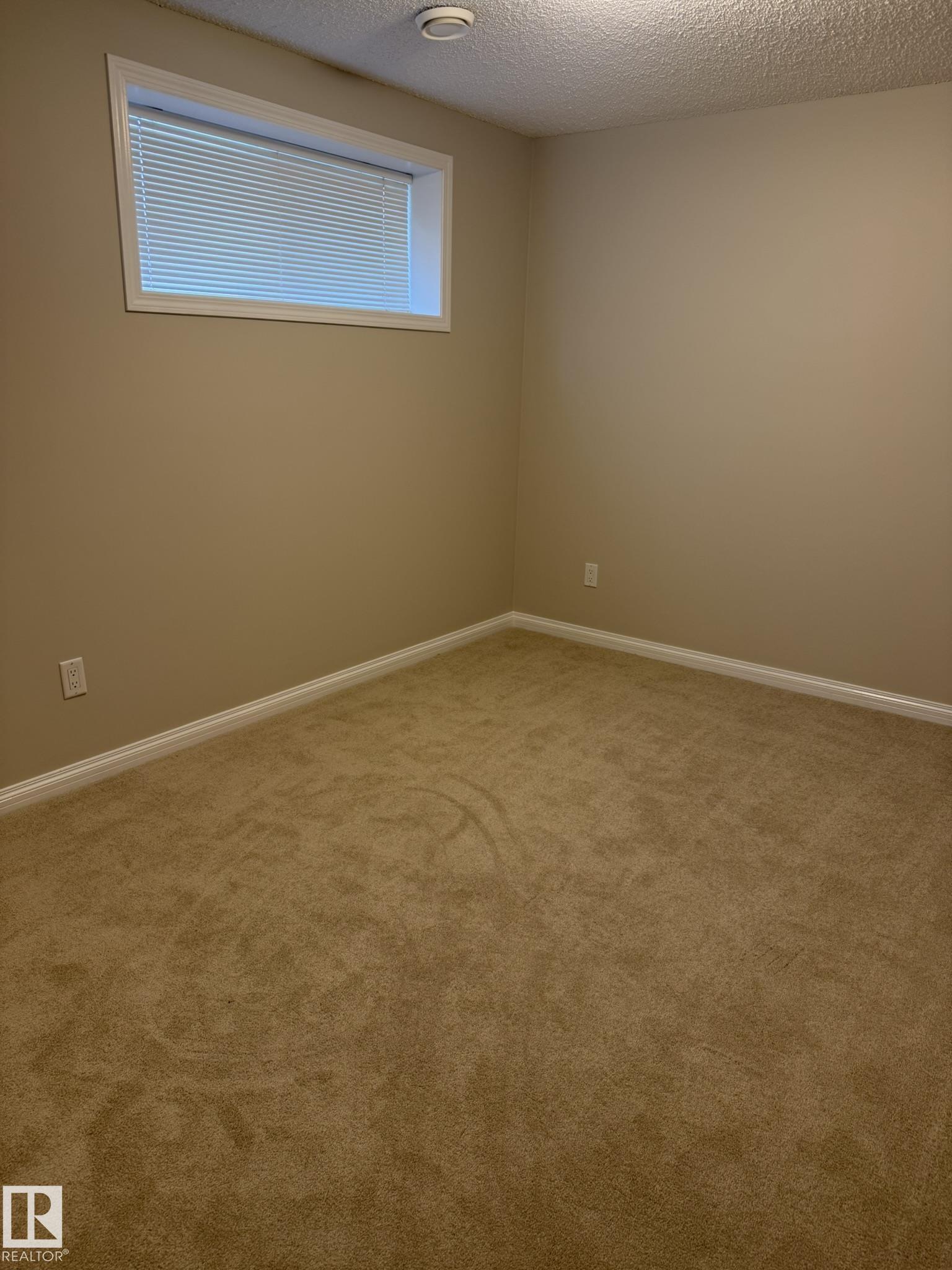 Photo 12 at 8305 Ellis Crescent NW, Edgemont, Edmonton