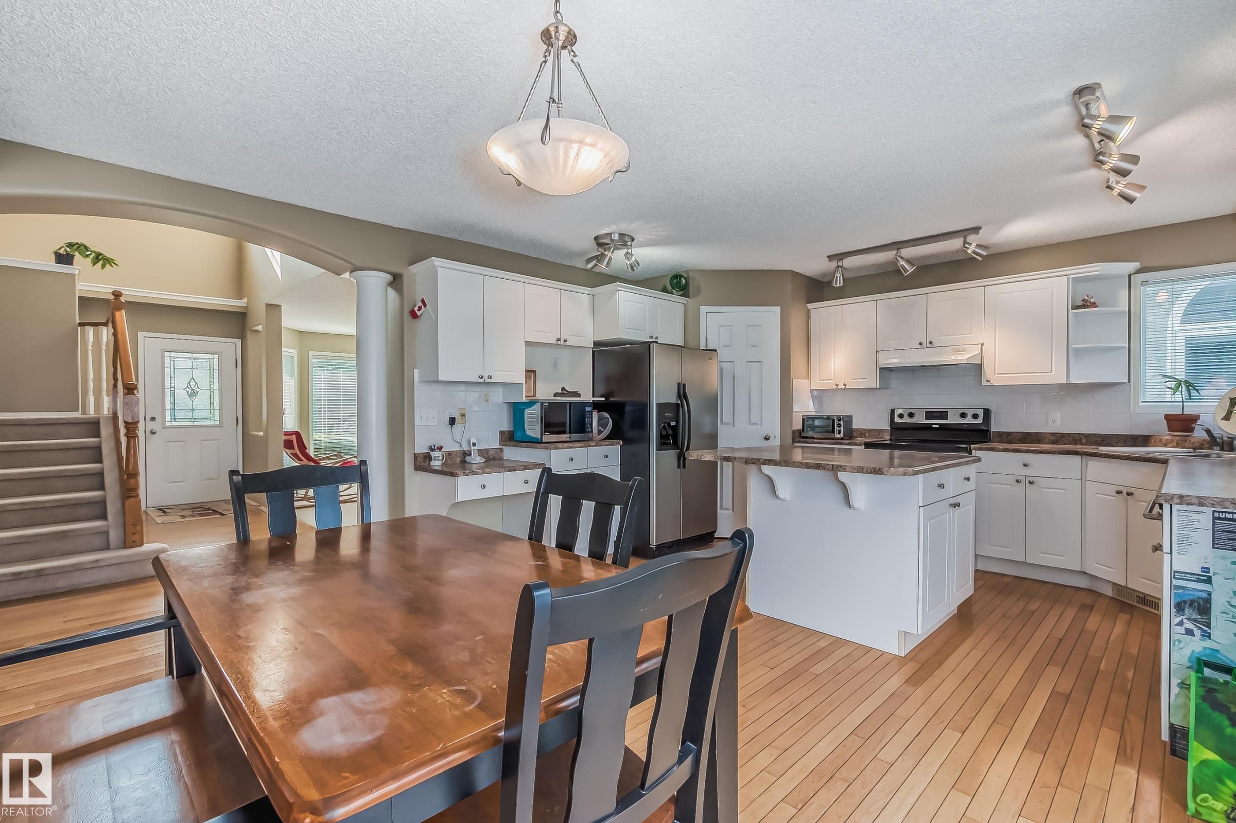 Photo 7 at 347 Hunters run NW, Haddow, Edmonton