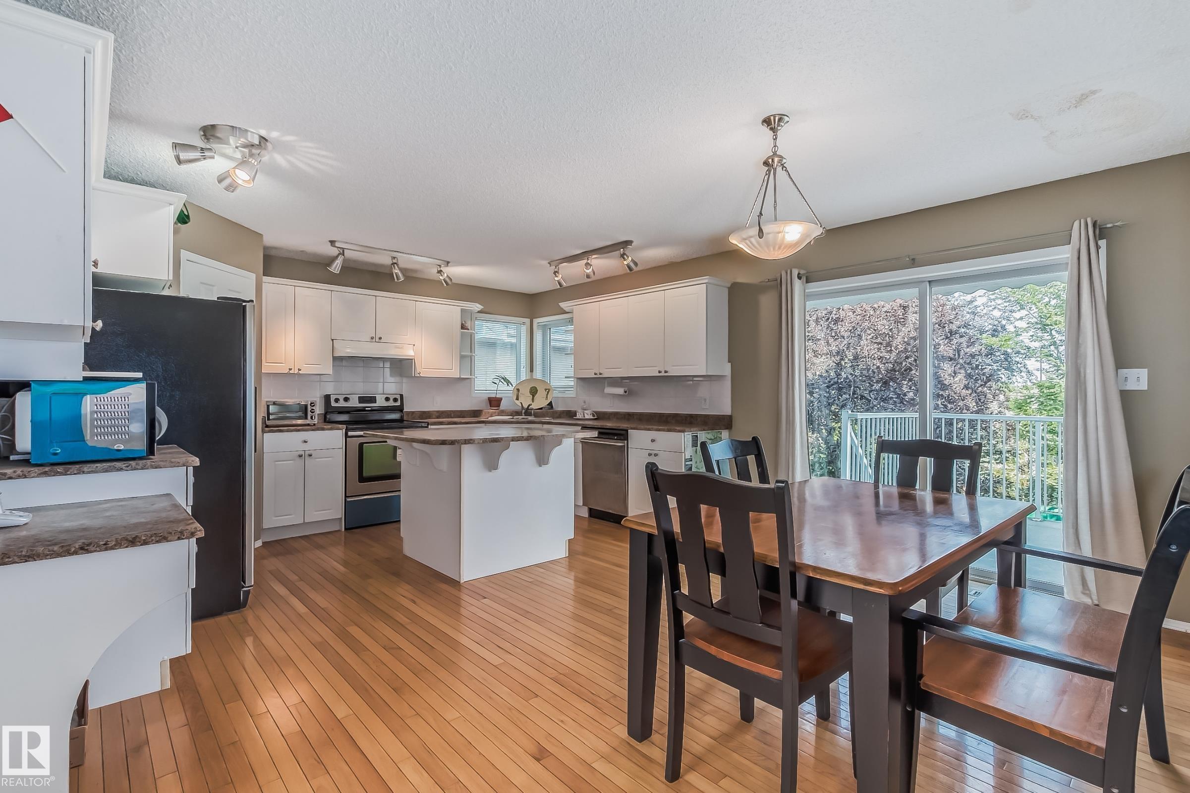 Photo 8 at 347 Hunters run NW, Haddow, Edmonton