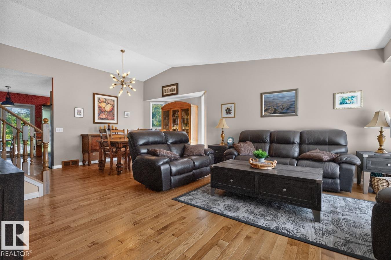 135 Meadowview Drive, Clarkdale Meadows, Sherwood Park