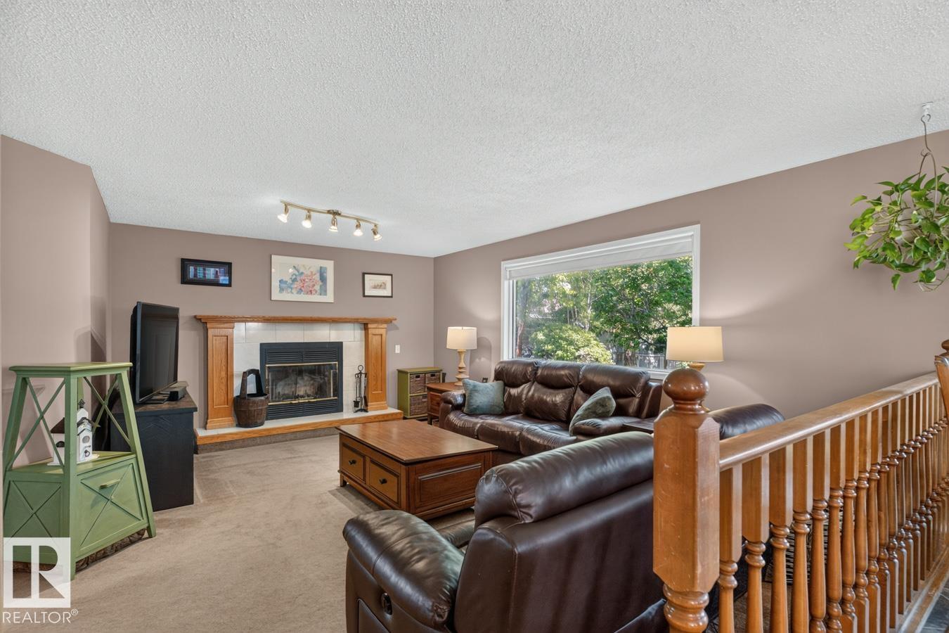 Photo 11 at 135 Meadowview Drive, Clarkdale Meadows, Sherwood Park