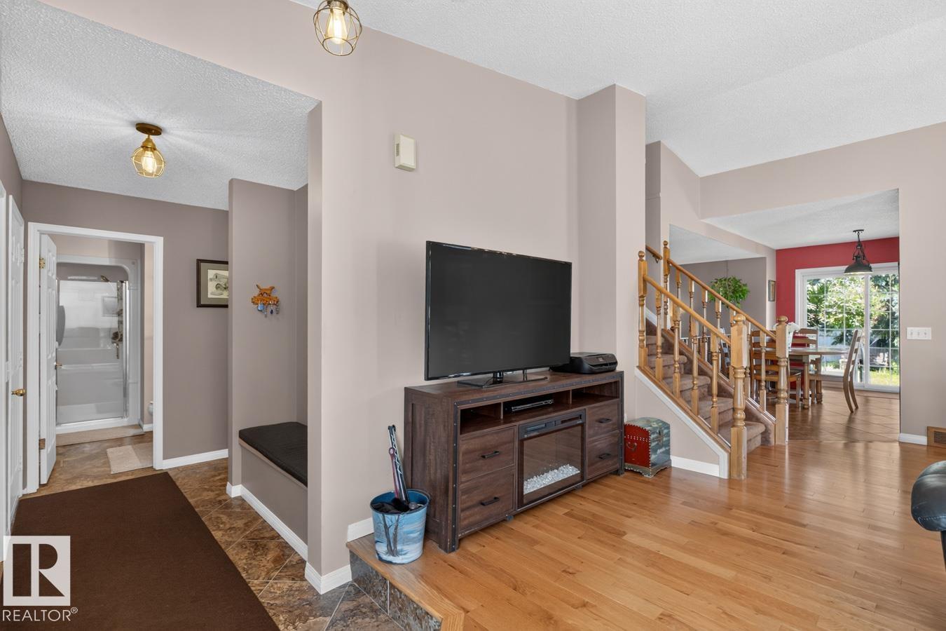 Photo 16 at 135 Meadowview Drive, Clarkdale Meadows, Sherwood Park
