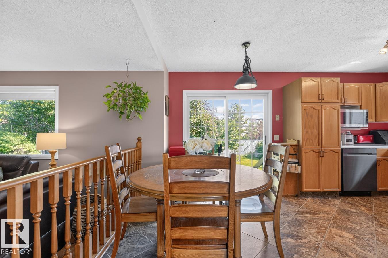 Photo 6 at 135 Meadowview Drive, Clarkdale Meadows, Sherwood Park