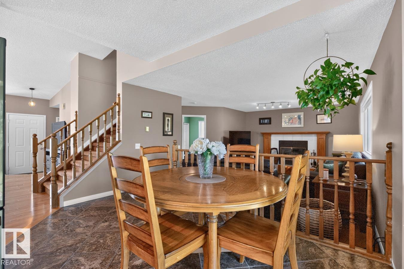 Photo 10 at 135 Meadowview Drive, Clarkdale Meadows, Sherwood Park