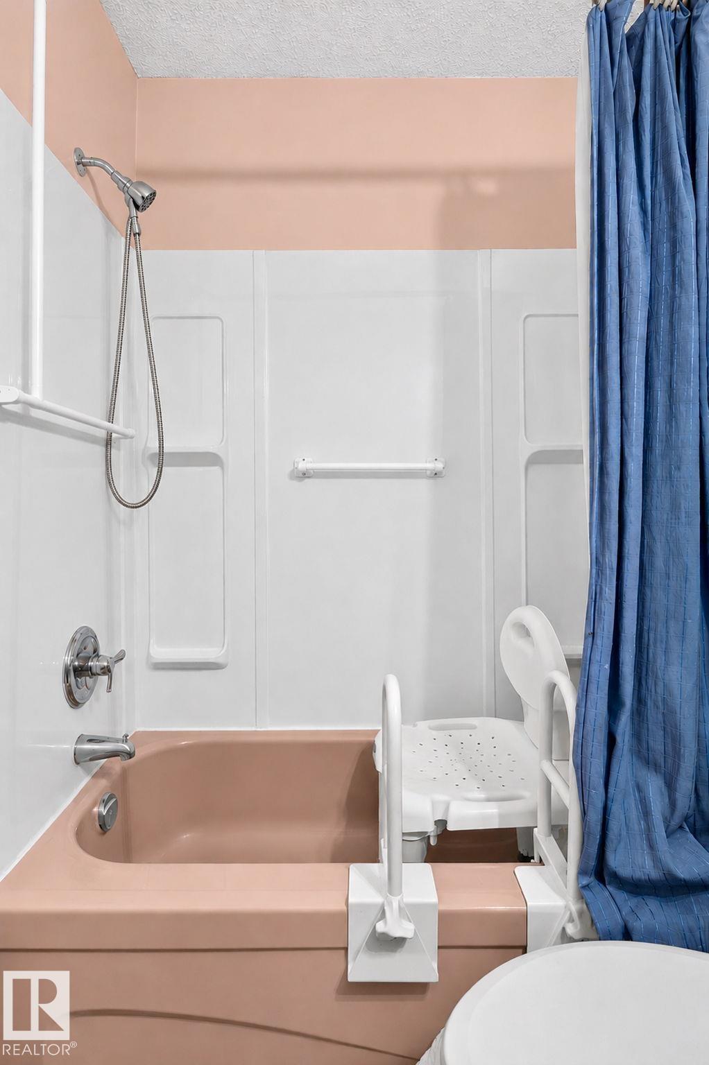 https://zimg.paragon.ice.com/ParagonImages/Property/PM/RAE/225410285/22/0/0/60673fb8a22b3838f747f32845126e68/1/52a0088b1d0df55592346dbc4a9c404b/225410285-9c5badef-f395-4069-9a41-fae2c1c5f582.JPG