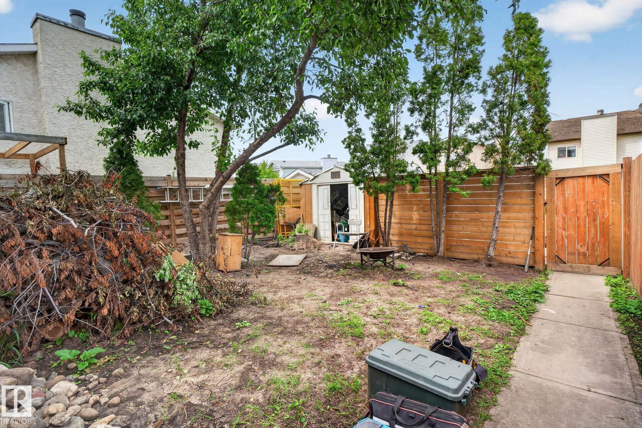 https://zimg.paragon.ice.com/ParagonImages/Property/PM/RAE/225410285/26/0/0/baa38cede9586393d8613f74daff0037/1/52a0088b1d0df55592346dbc4a9c404b/225410285-bc45ea4b-d71b-4469-b6e6-a773516ac572.JPG