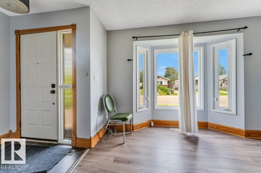 14530 37 Street NW, Kirkness, Edmonton