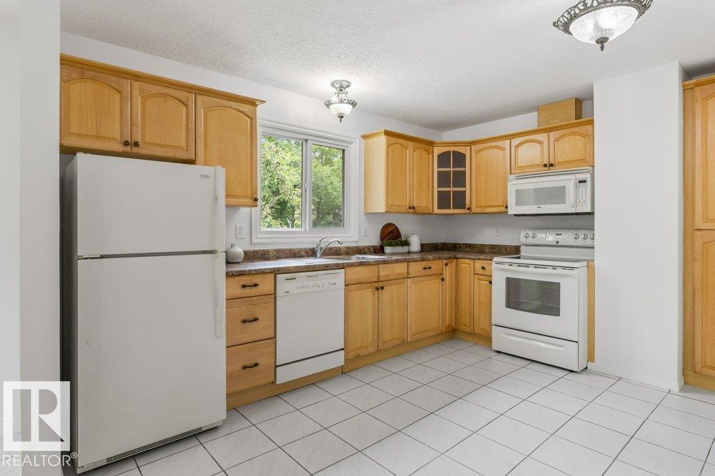Photo 14 at 47 Spruce Crescent, Sturgeon Heights, St. Albert