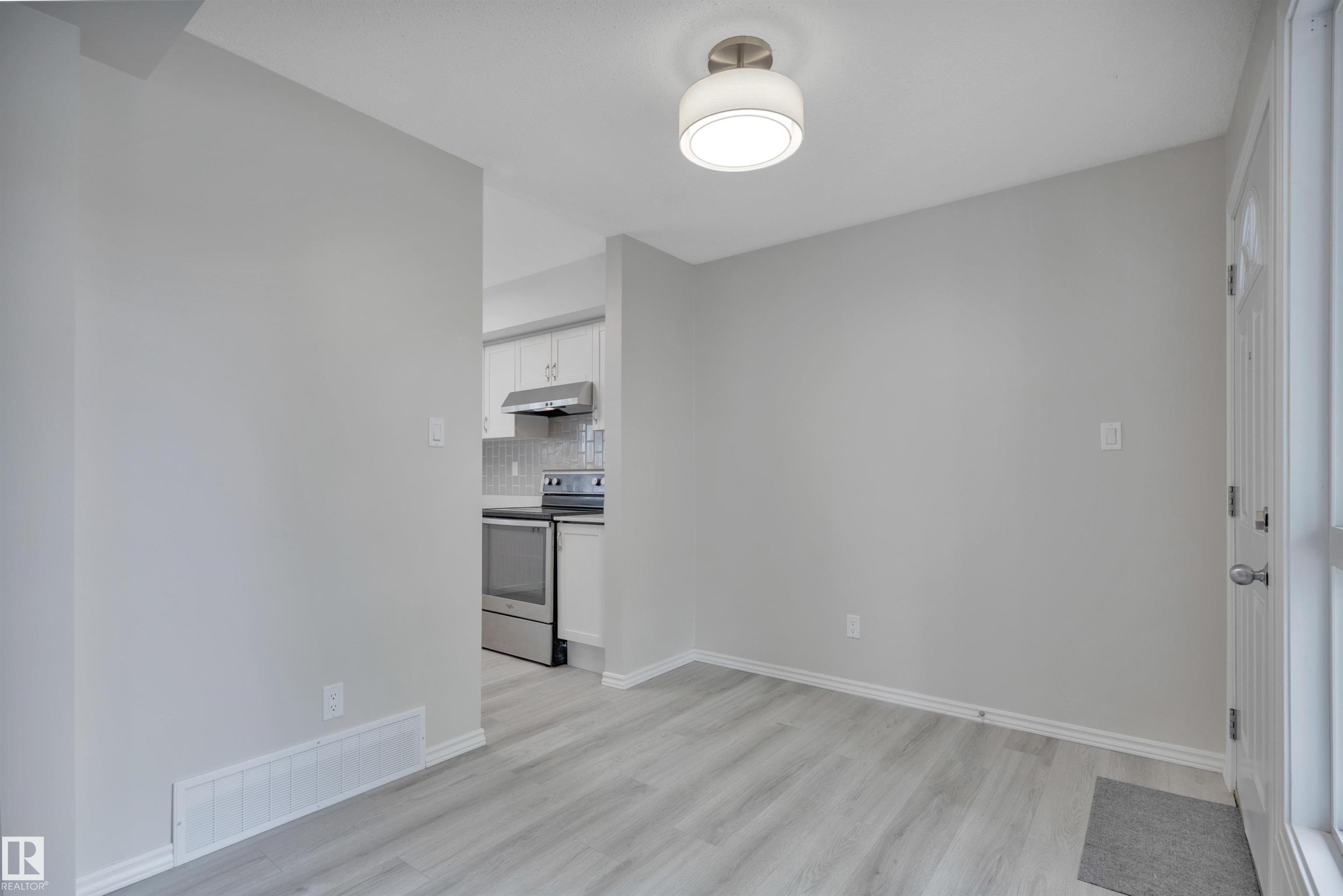 Photo 14 at 1 - 1820 56 Street NW, Meyokumin, Edmonton