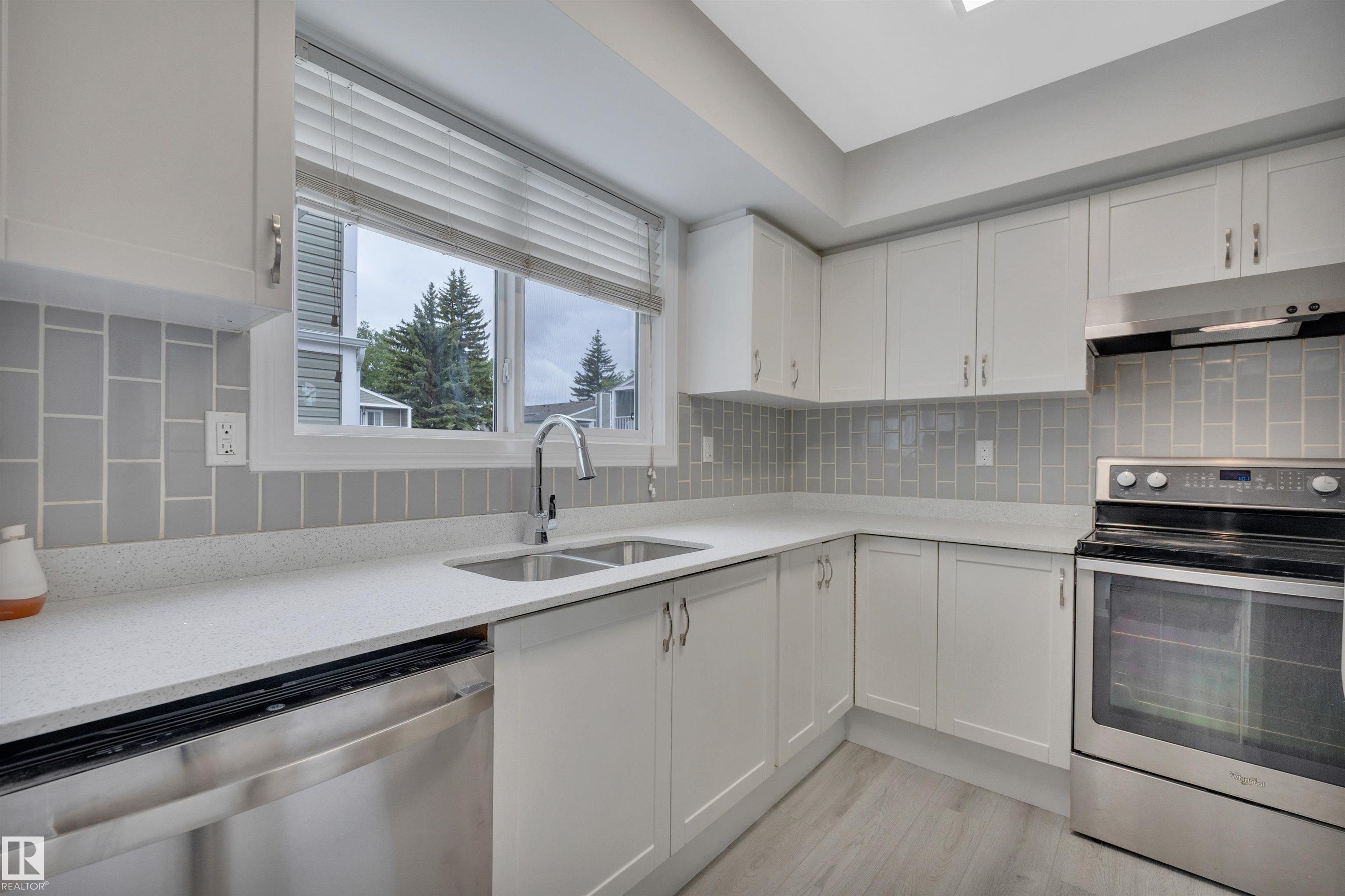 Photo 19 at 1 - 1820 56 Street NW, Meyokumin, Edmonton