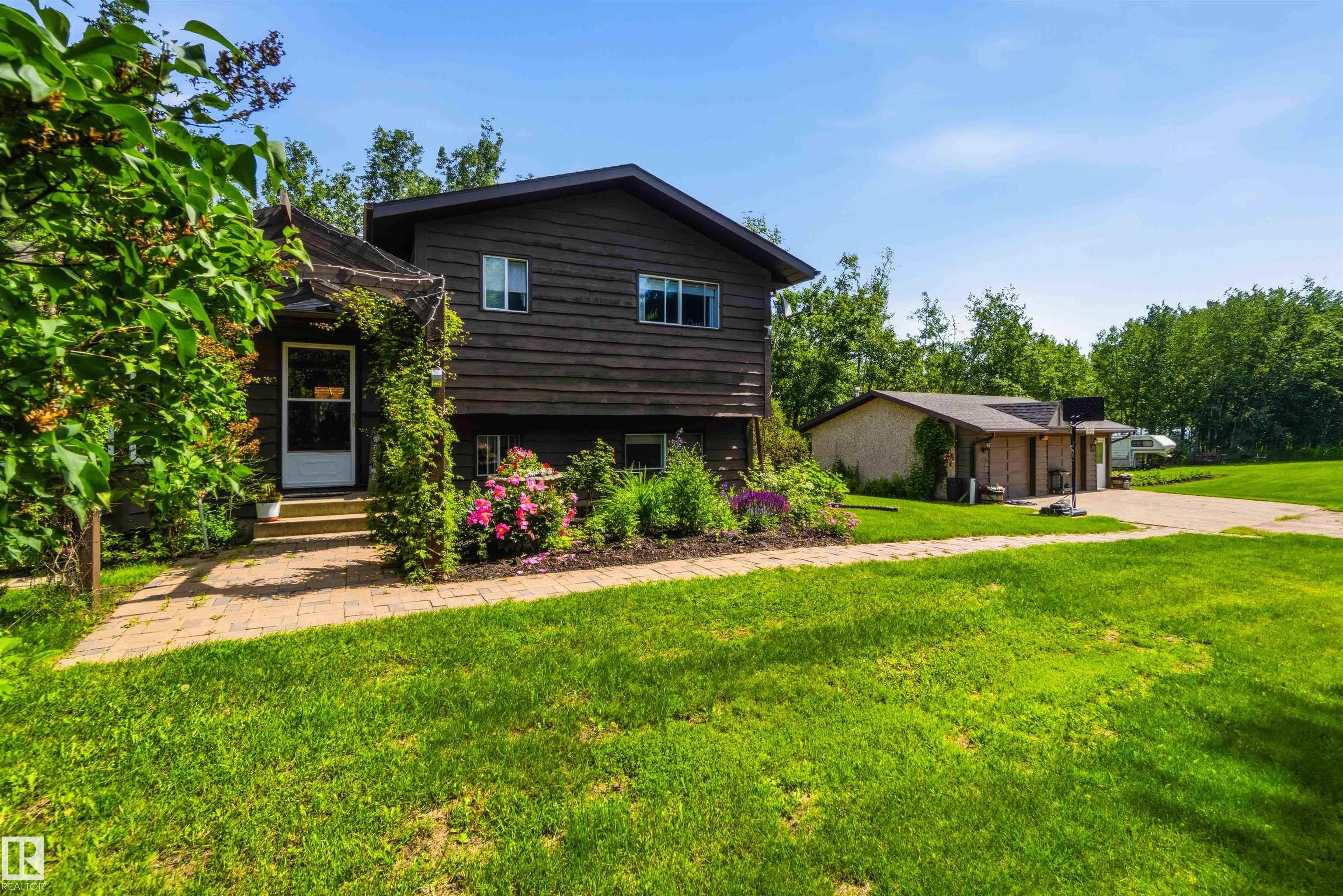 202 23229 Sh 651, Pinewood, Rural Sturgeon County