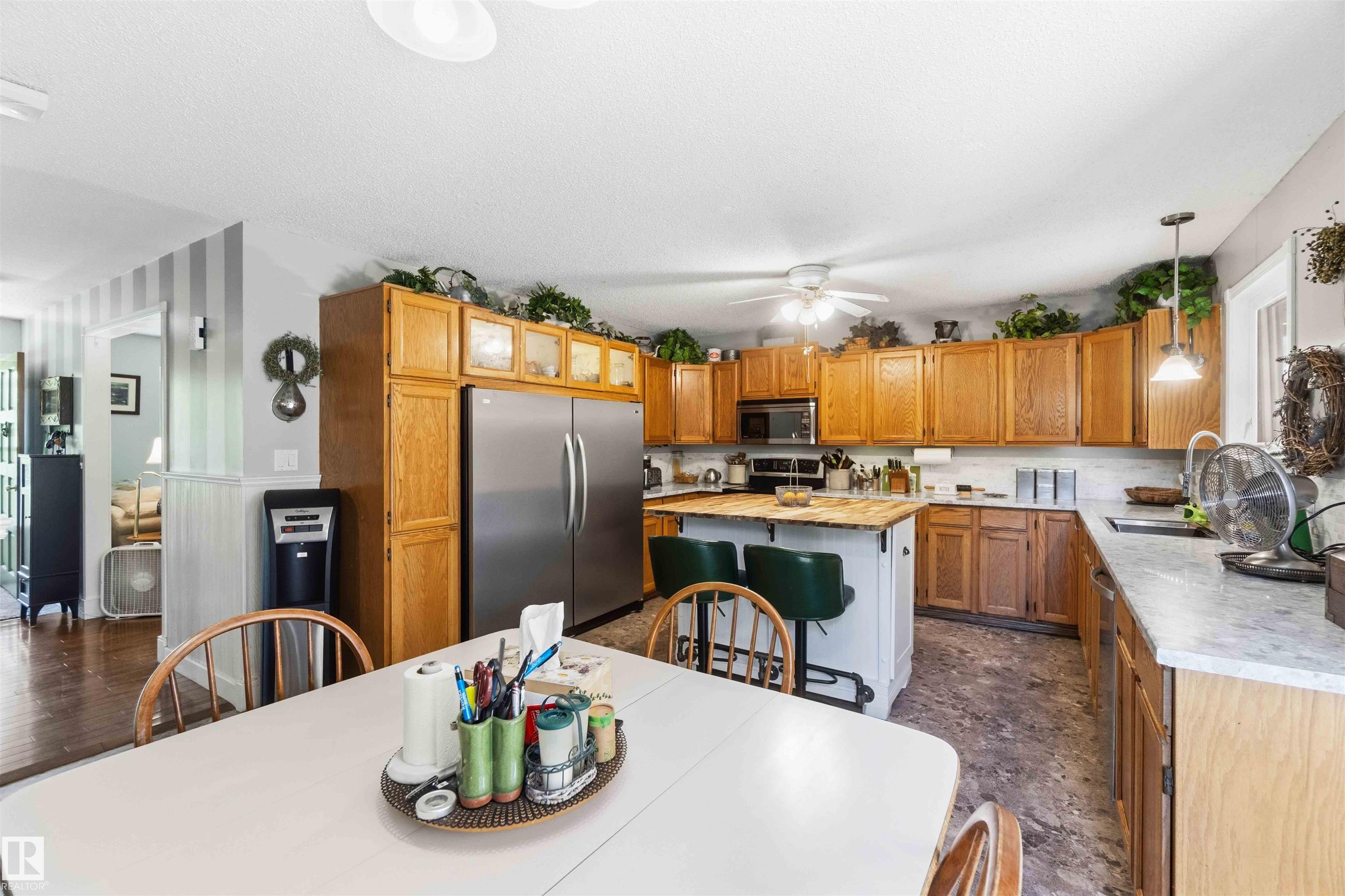 Photo 11 at 202 23229 Sh 651, Pinewood, Rural Sturgeon County