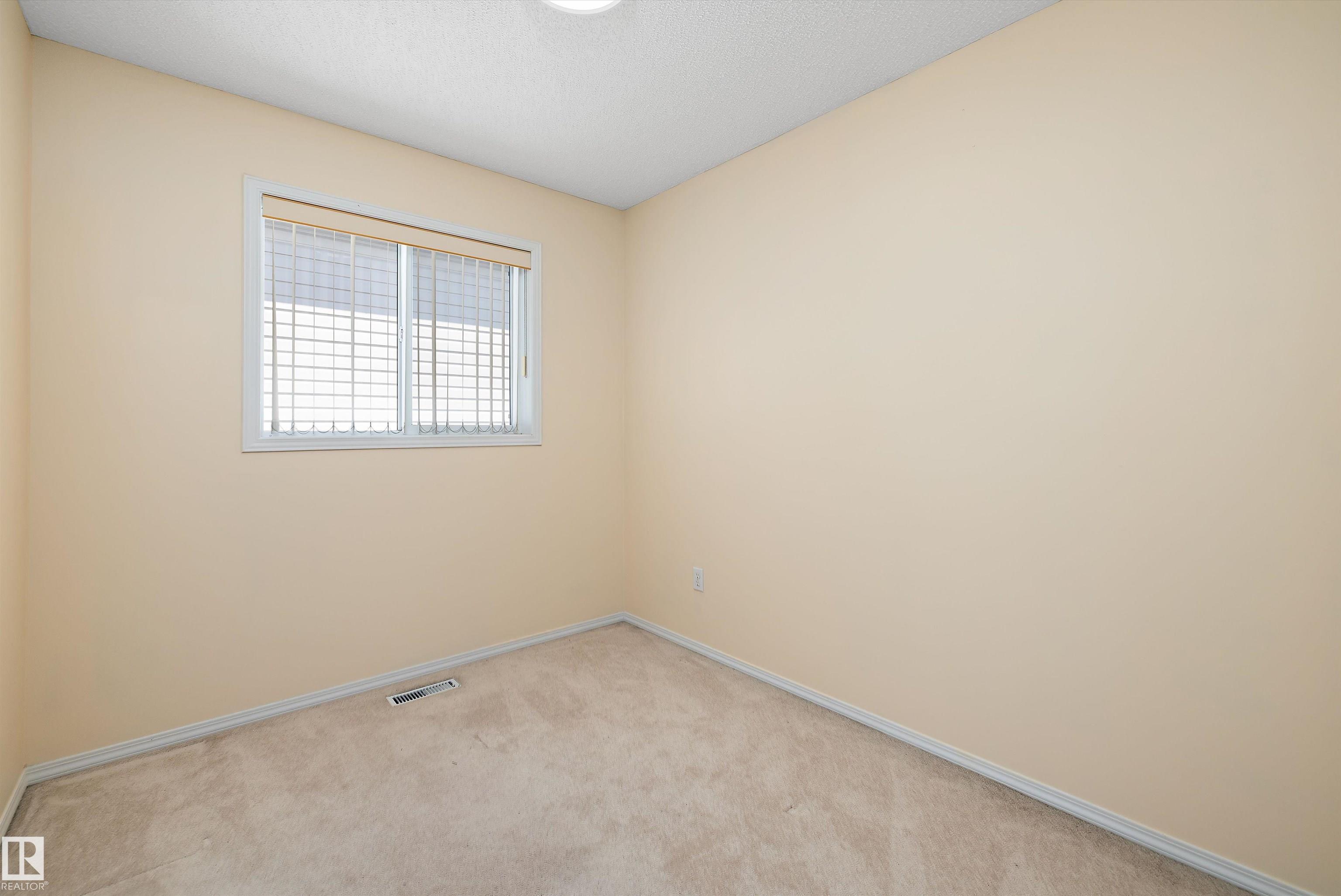 Photo 18 at 15016 134 Street NW, Cumberland, Edmonton