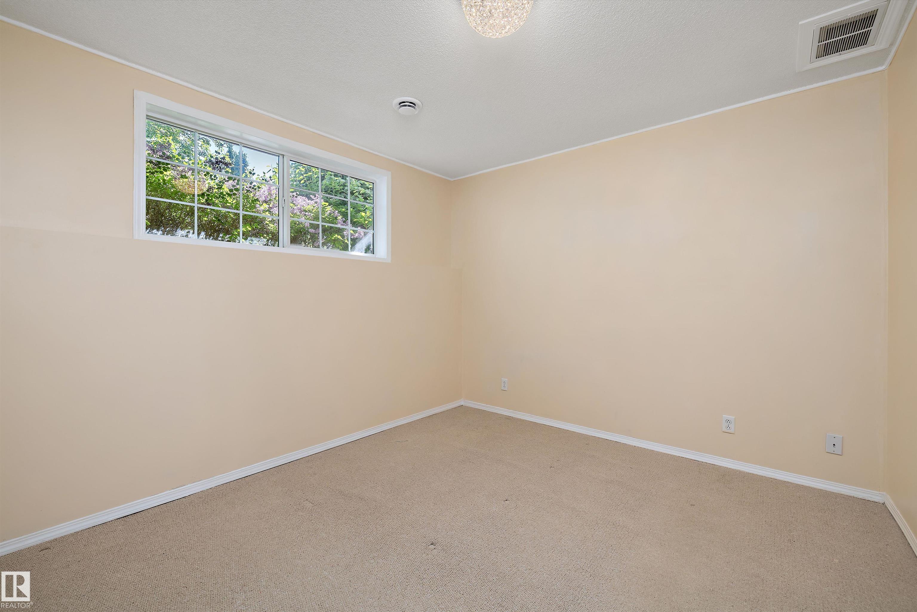 Photo 37 at 15016 134 Street NW, Cumberland, Edmonton