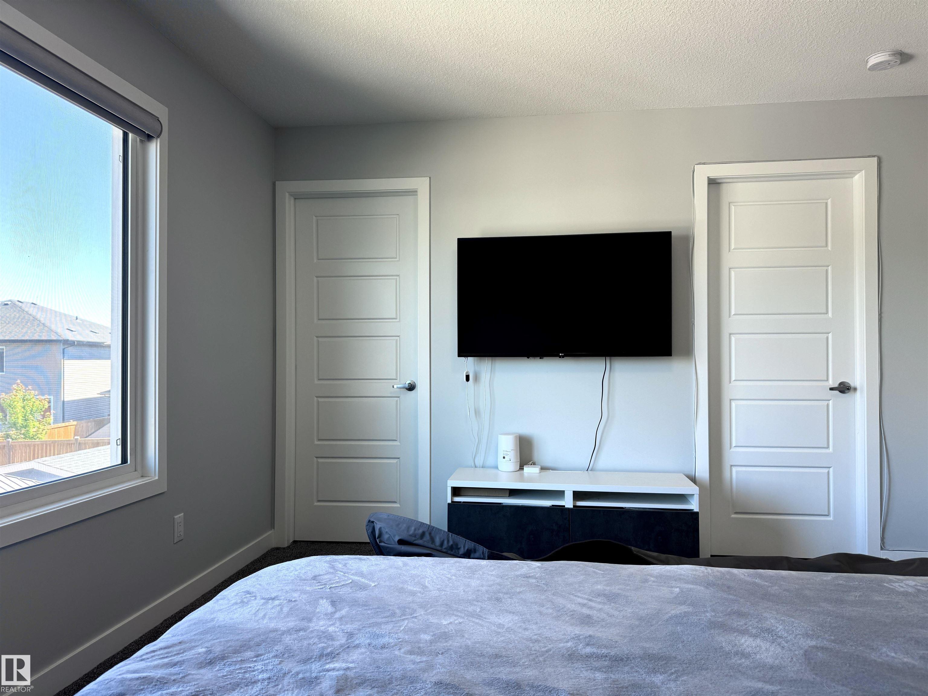 Photo 14 at 7432 Elmer Road NW, Edgemont, Edmonton