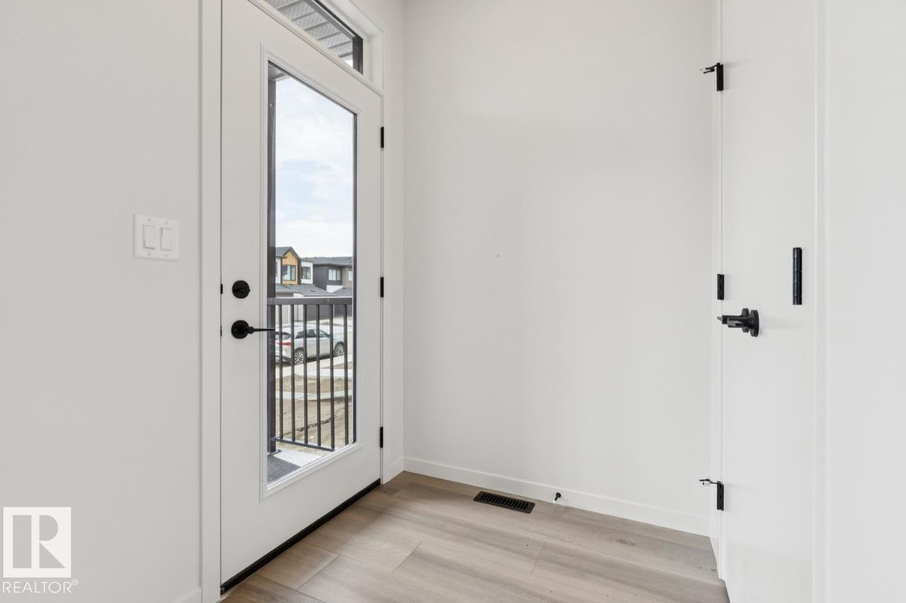 7450 Klapstein Crescent SW, Keswick, Edmonton