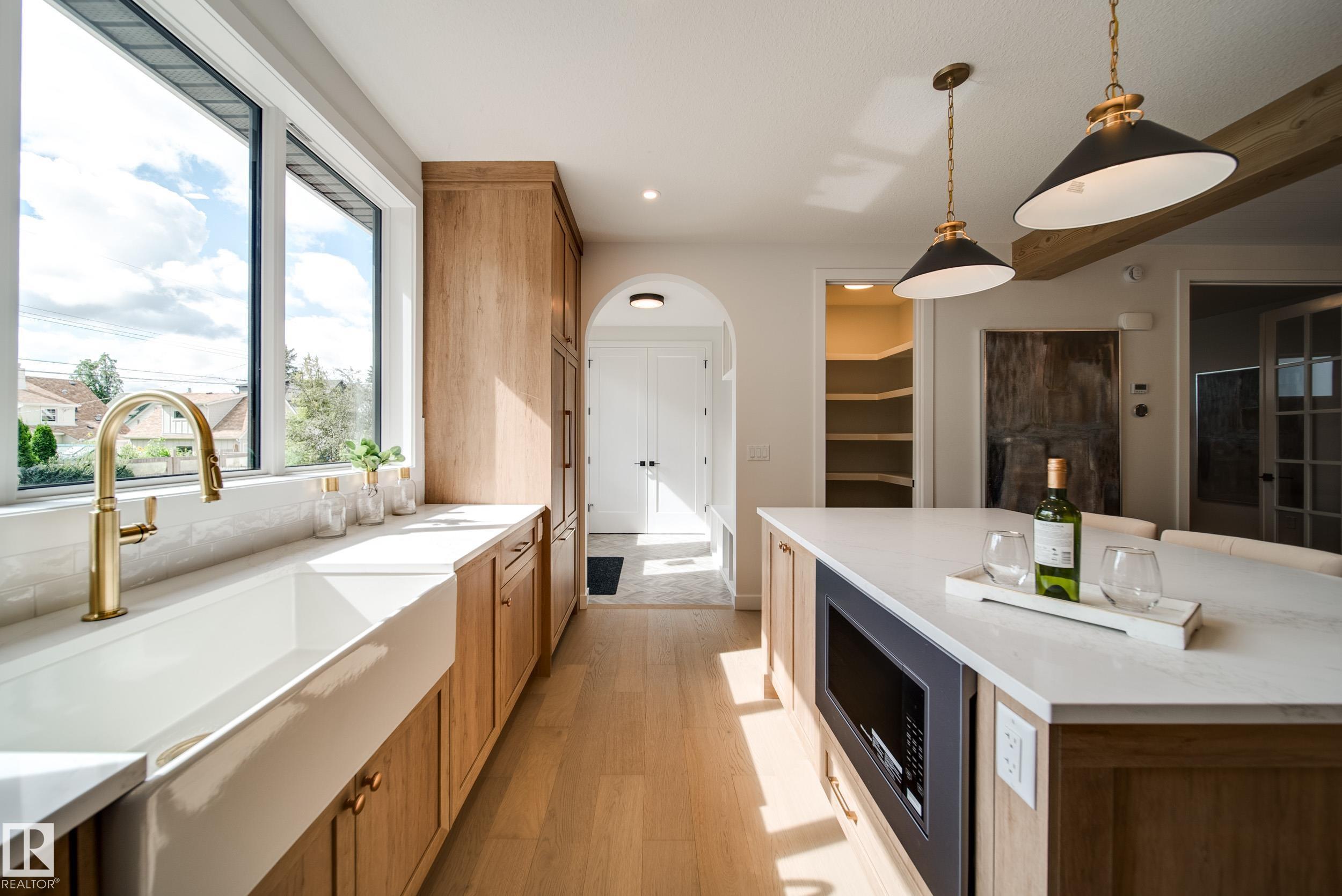 Photo 23 at 6003 111 Avenue NW, Highlands, Edmonton