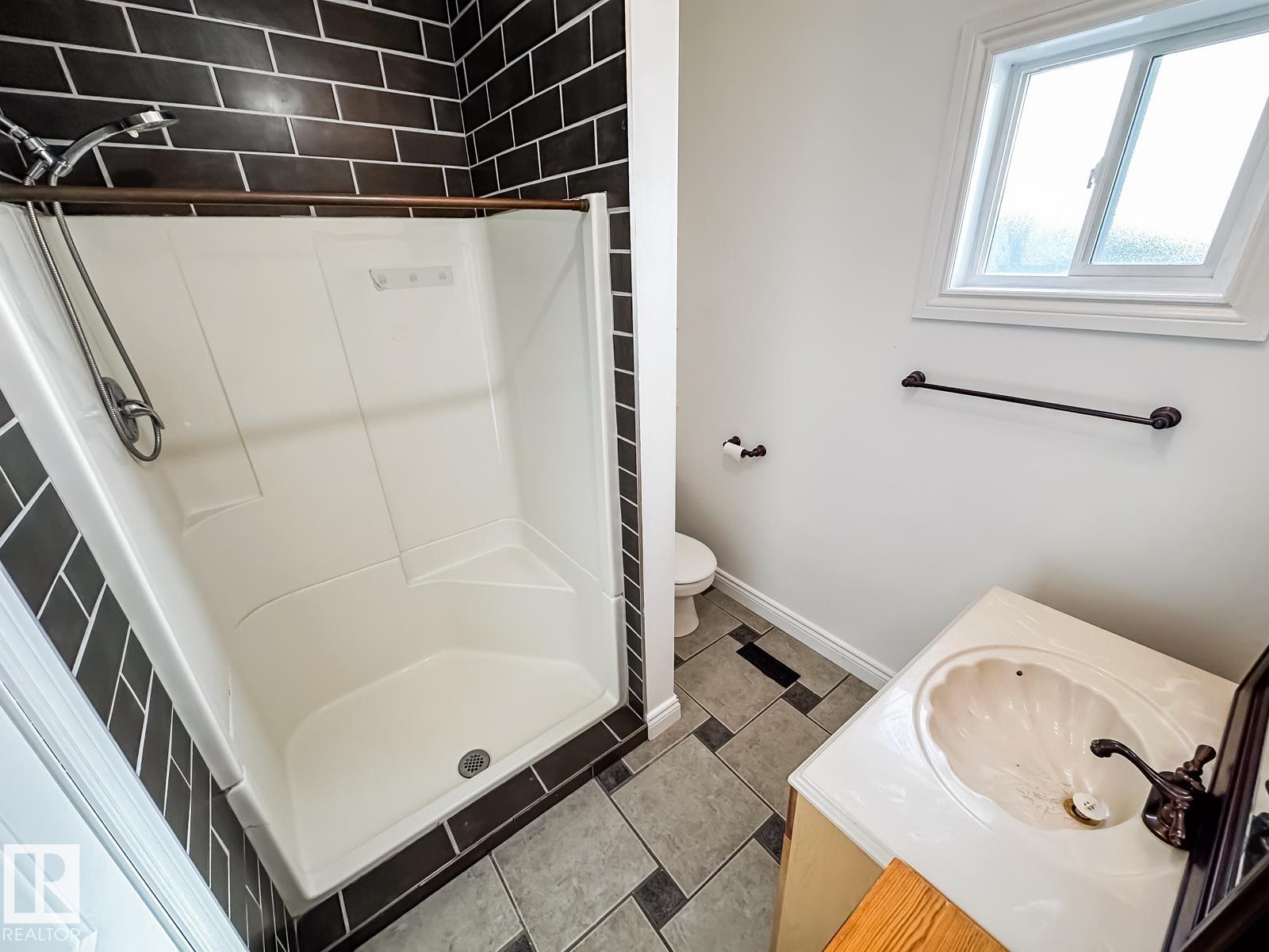 Photo 21 at 9612 74 Avenue NW, Ritchie, Edmonton