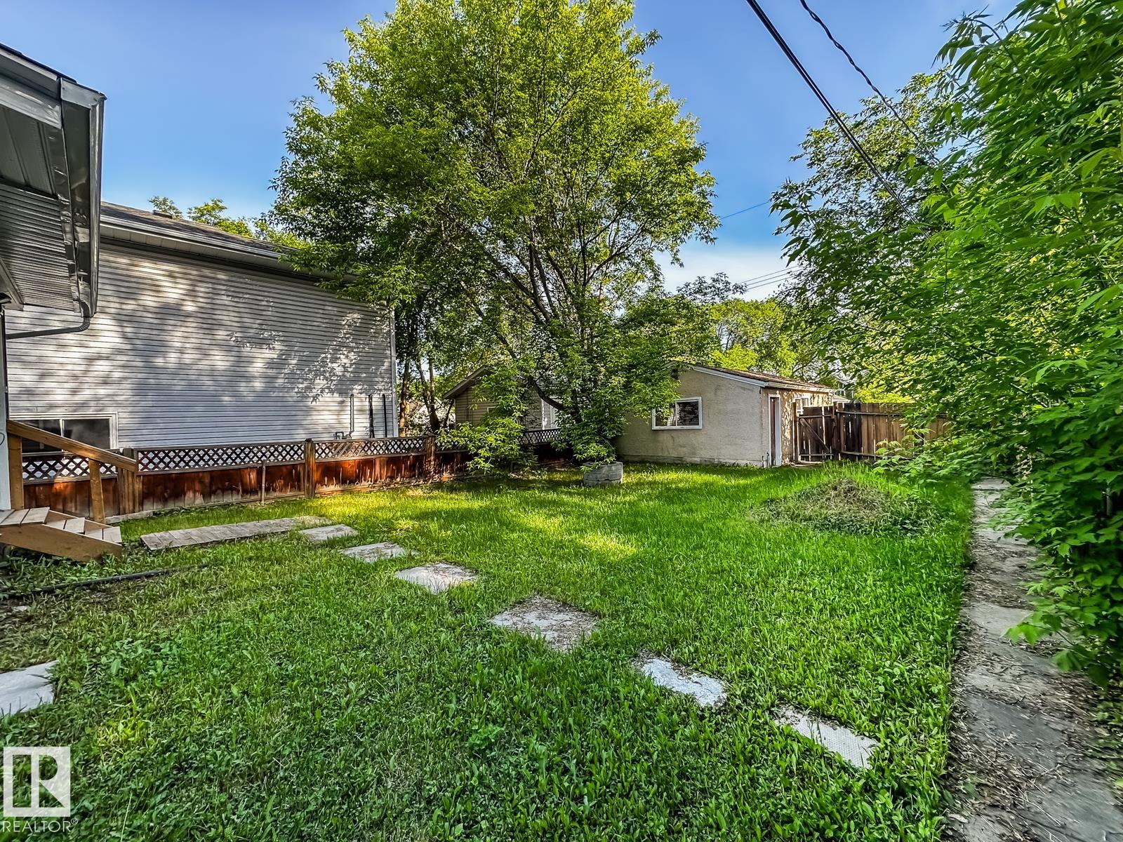 Photo 44 at 9612 74 Avenue NW, Ritchie, Edmonton
