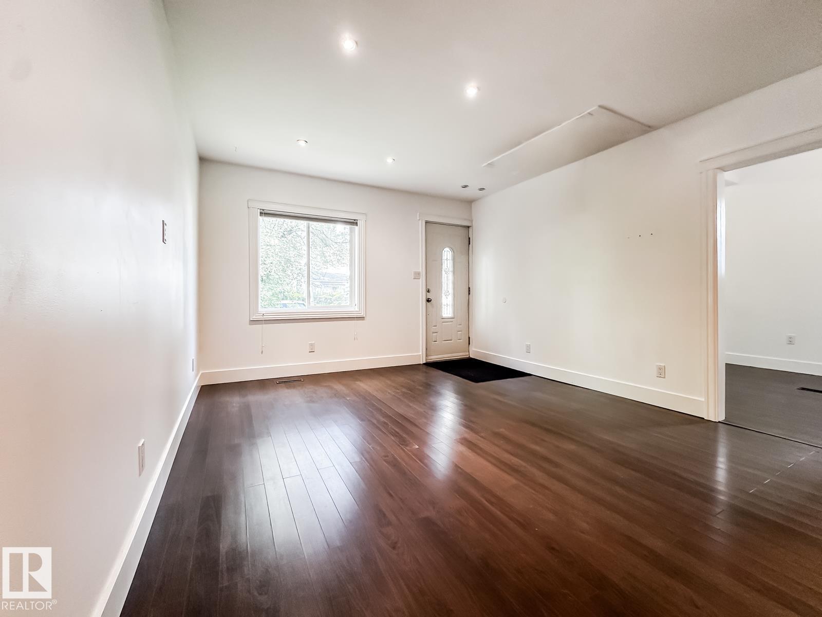 Photo 8 at 9612 74 Avenue NW, Ritchie, Edmonton
