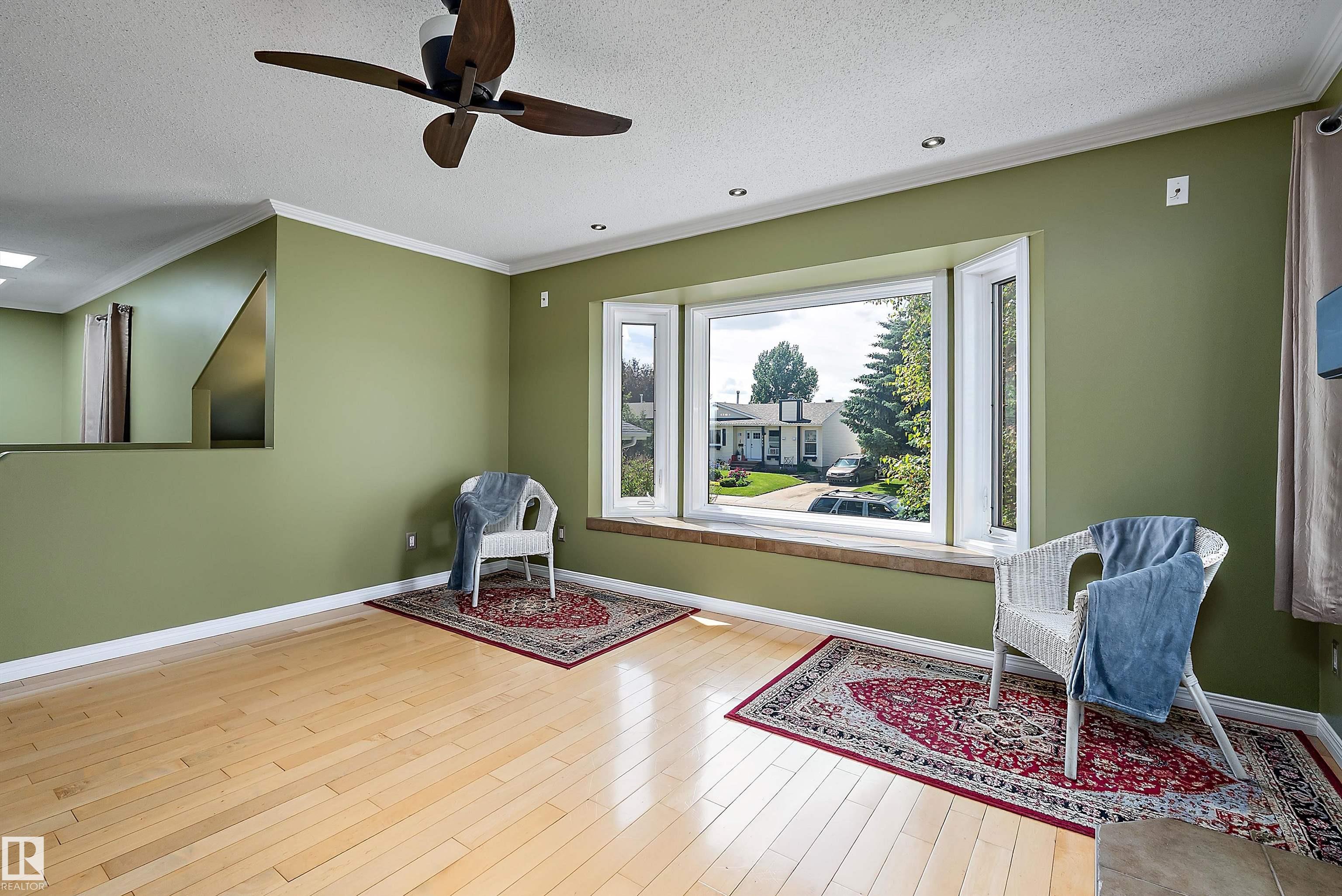 Photo 7 at 5609 58 Street, Beauridge, Beaumont
