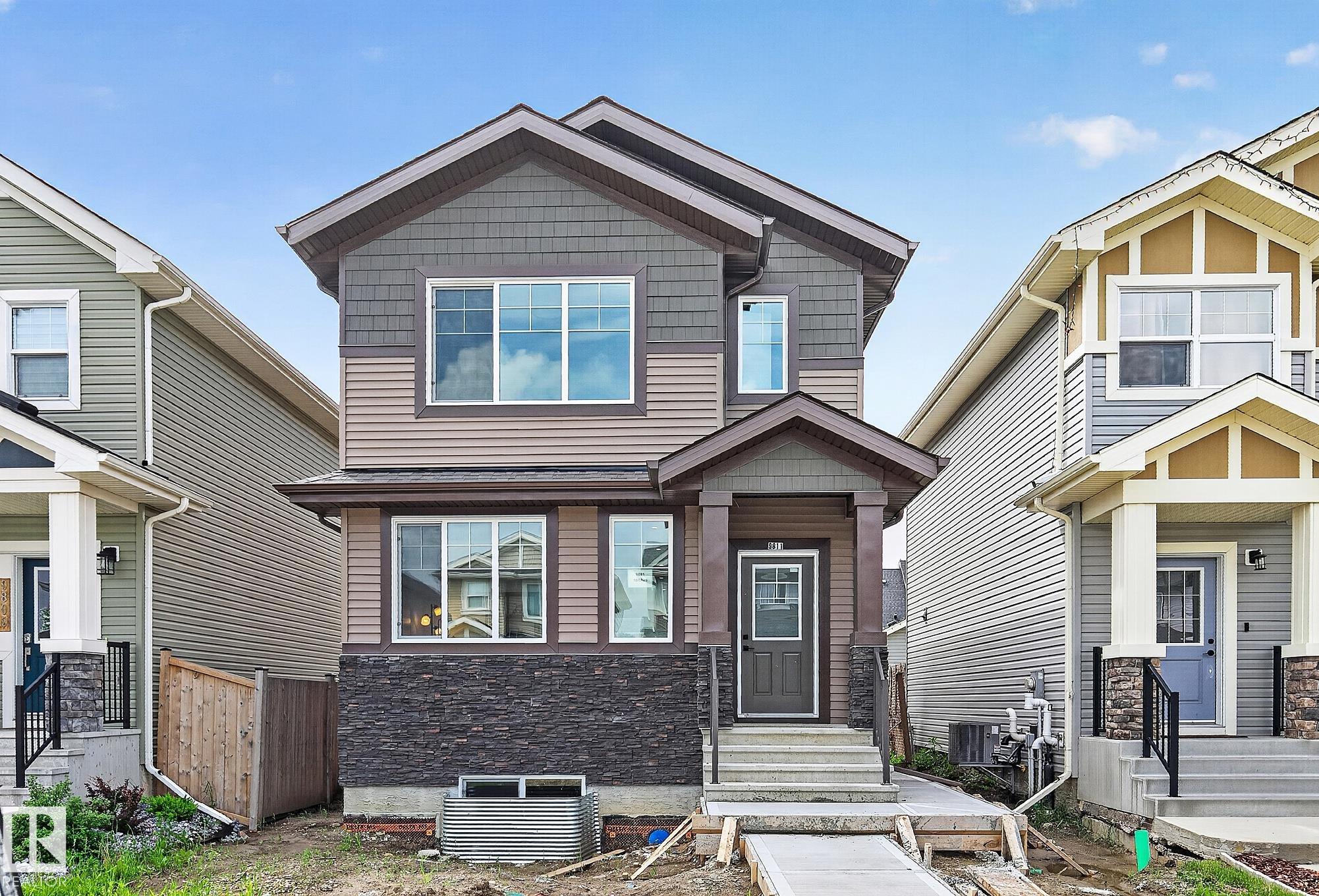9811 106 Avenue, Morinville