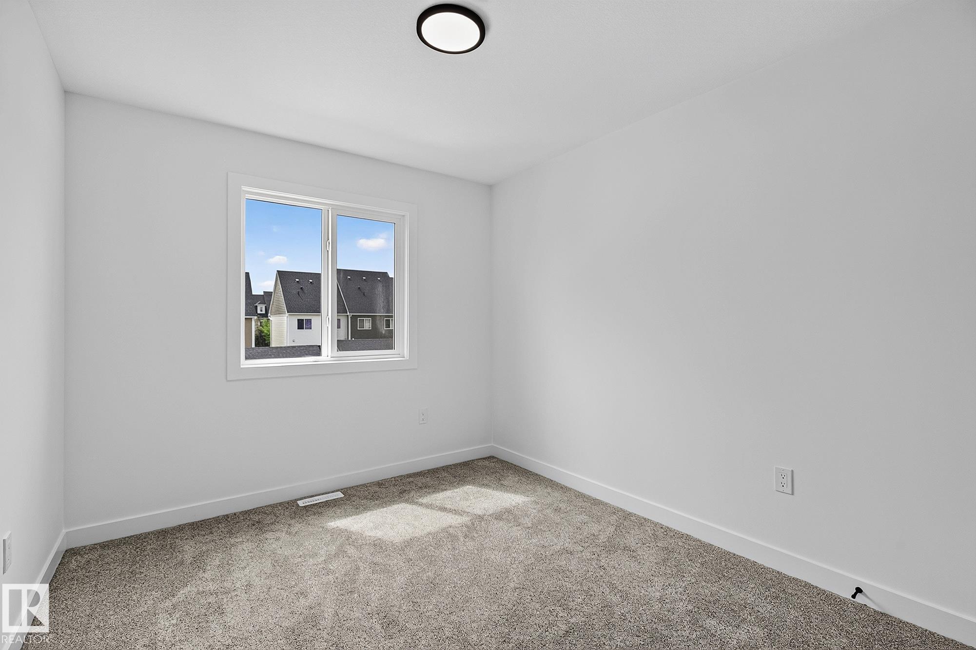 Photo 38 at 9811 106 Avenue, Morinville