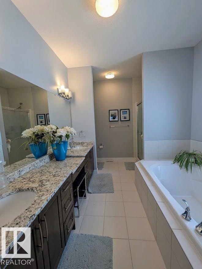 Photo 11 at 2327 Frezenberg Avenue NW, Griesbach, Edmonton
