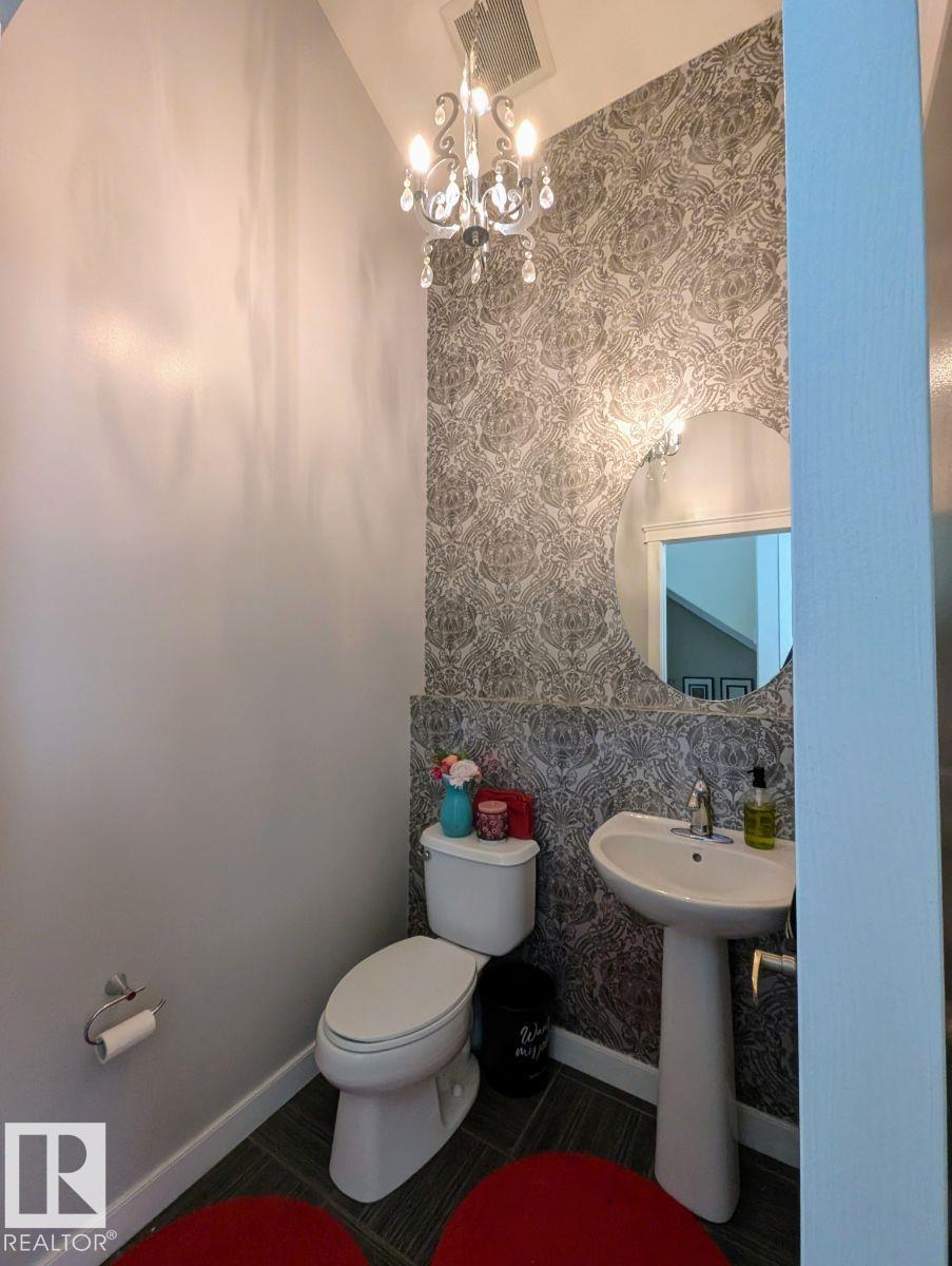 Photo 27 at 2327 Frezenberg Avenue NW, Griesbach, Edmonton