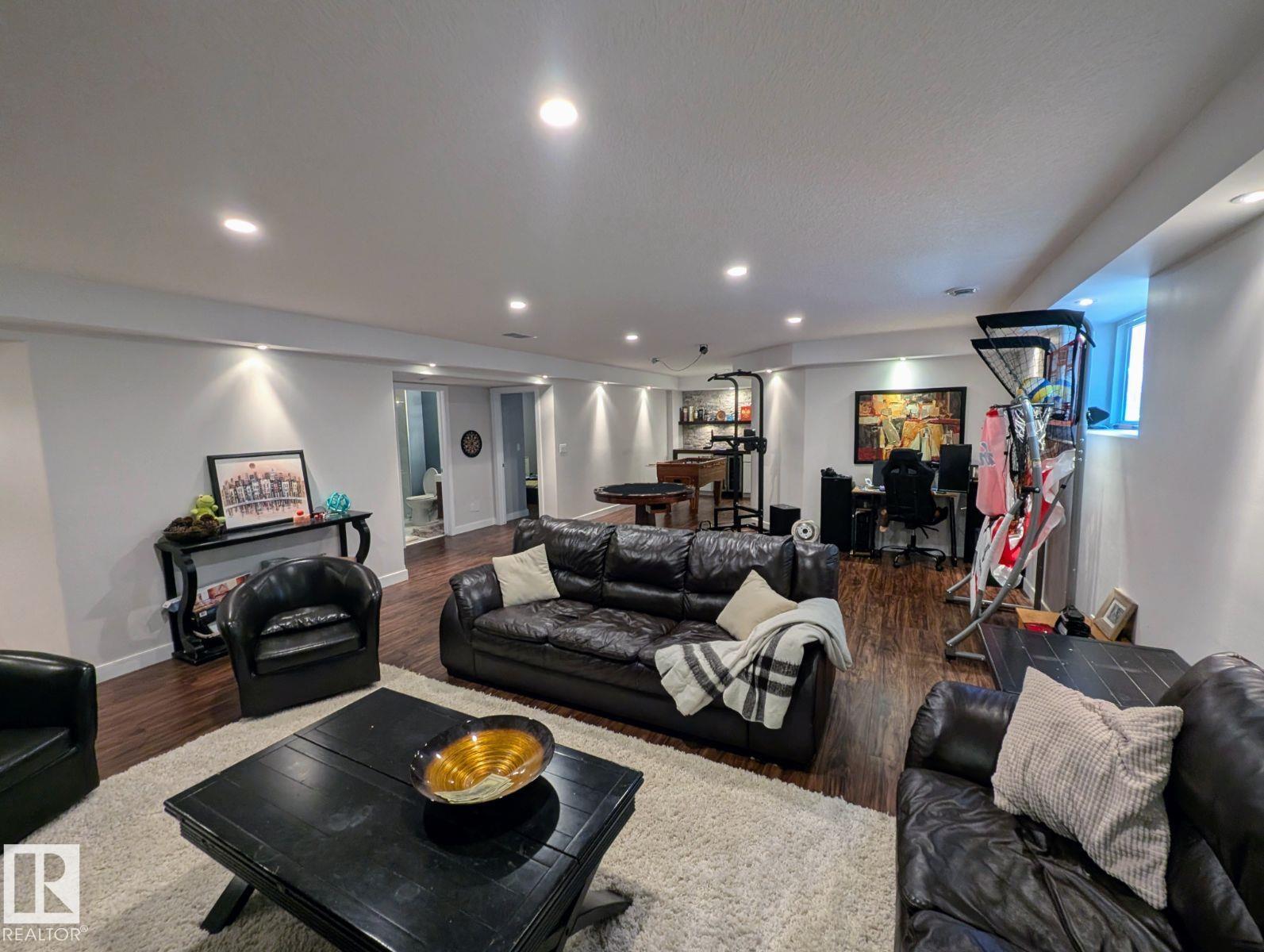 Photo 29 at 2327 Frezenberg Avenue NW, Griesbach, Edmonton
